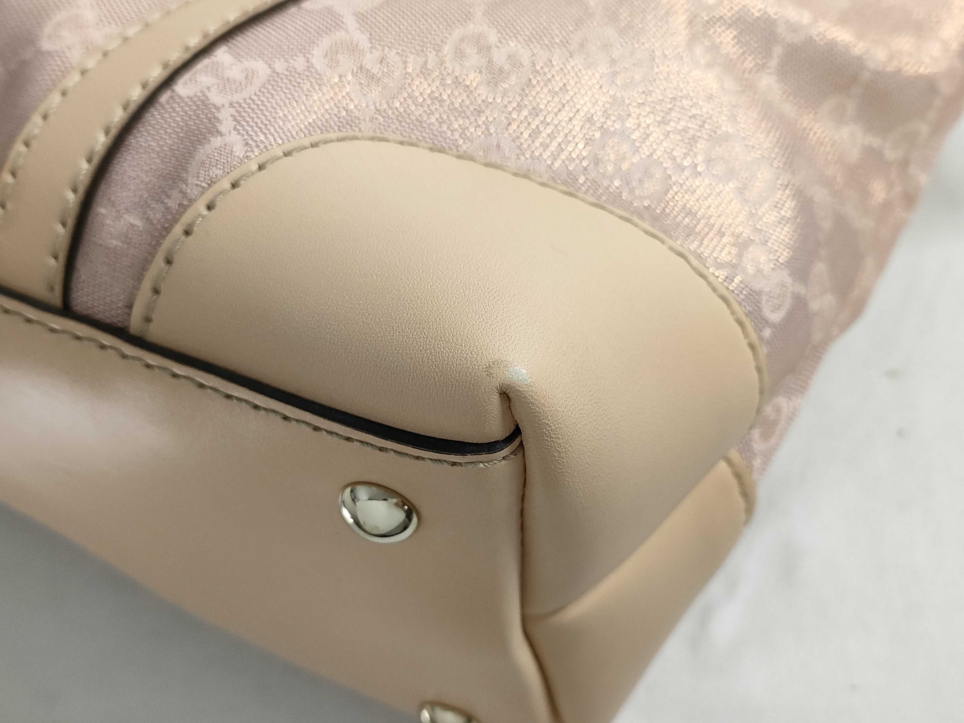 GG Canvas Gucci Lovely Handbag — view 6