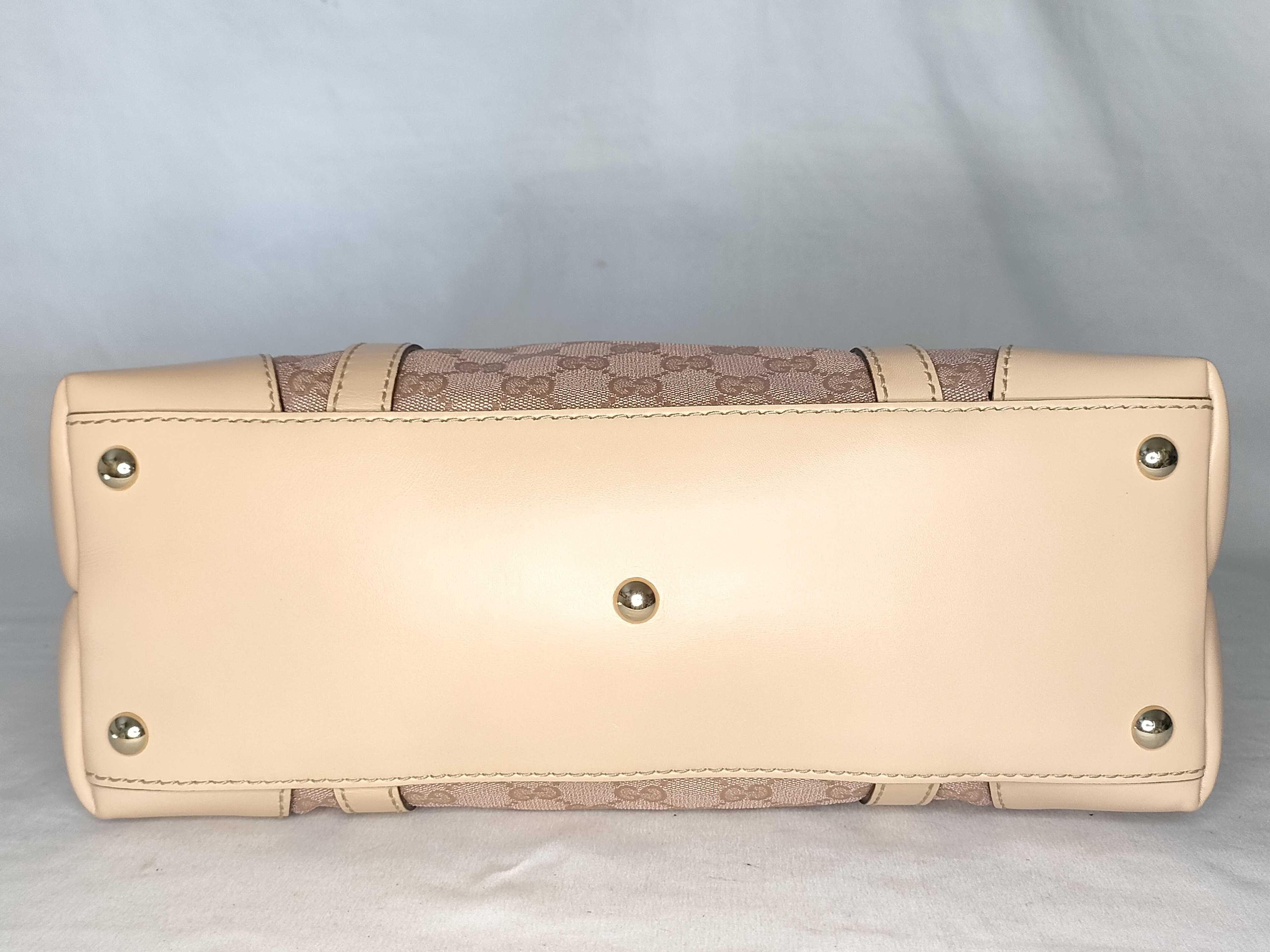 GG Canvas Gucci Lovely Handbag — view 7