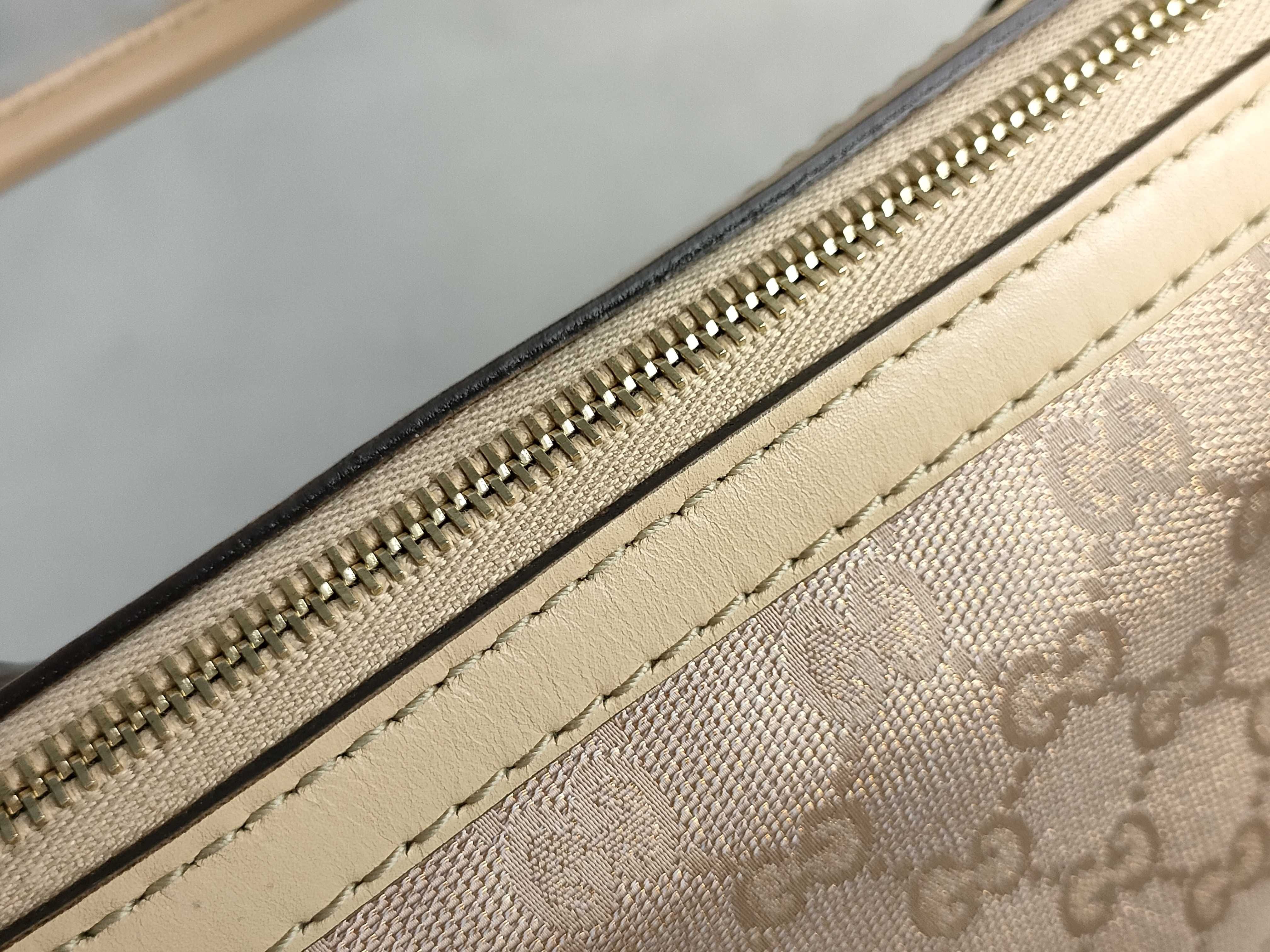 GG Canvas Gucci Lovely Handbag — view 8