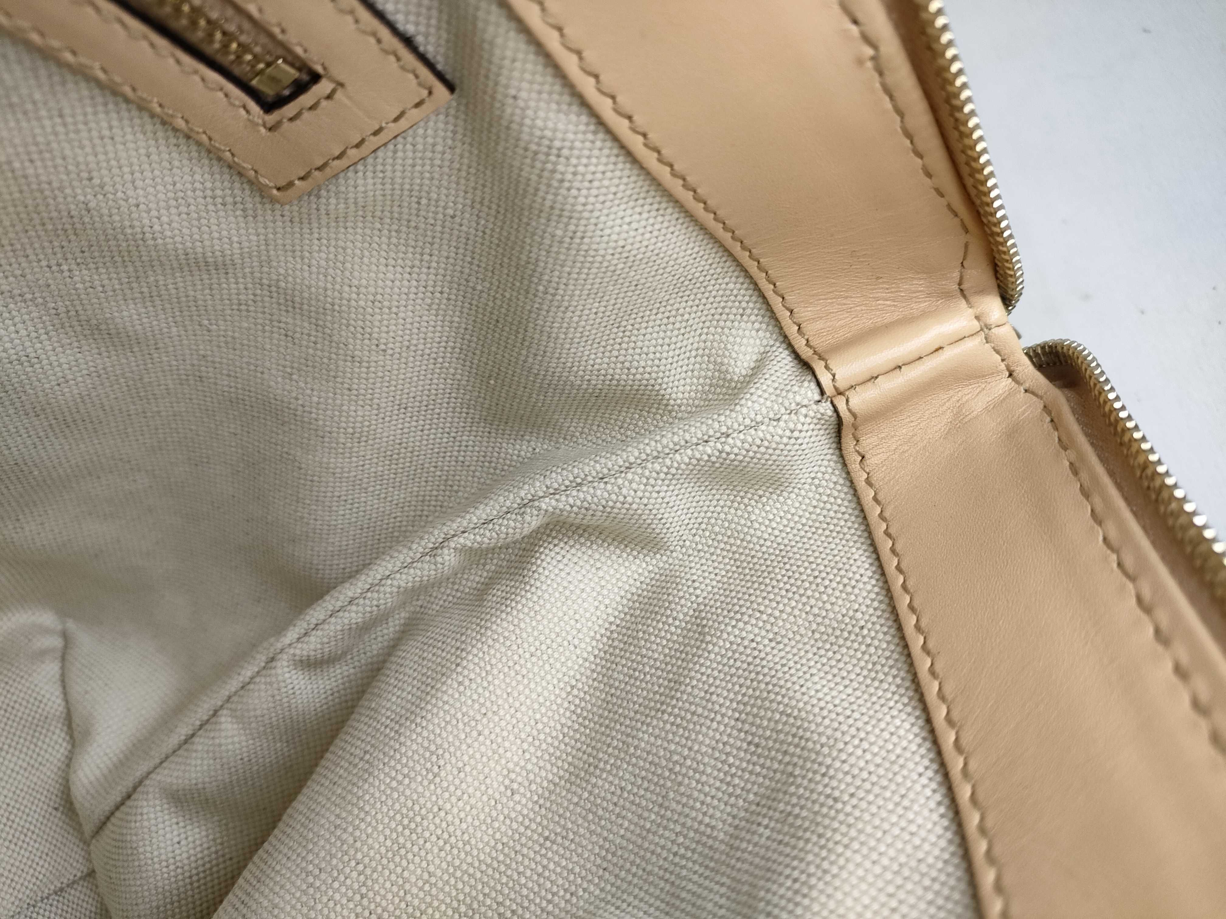 GG Canvas Gucci Lovely Handbag — view 9