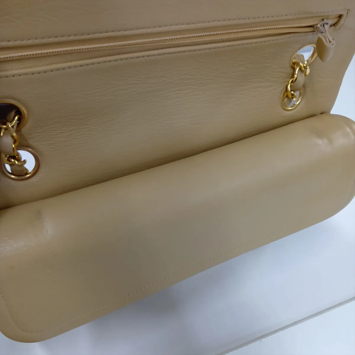Matelassé 25 Lambskin Double Flap Double Chain Bag, Beige, Gold Hardware, 0505081, Serial Number 0-series, A01112 — view 15