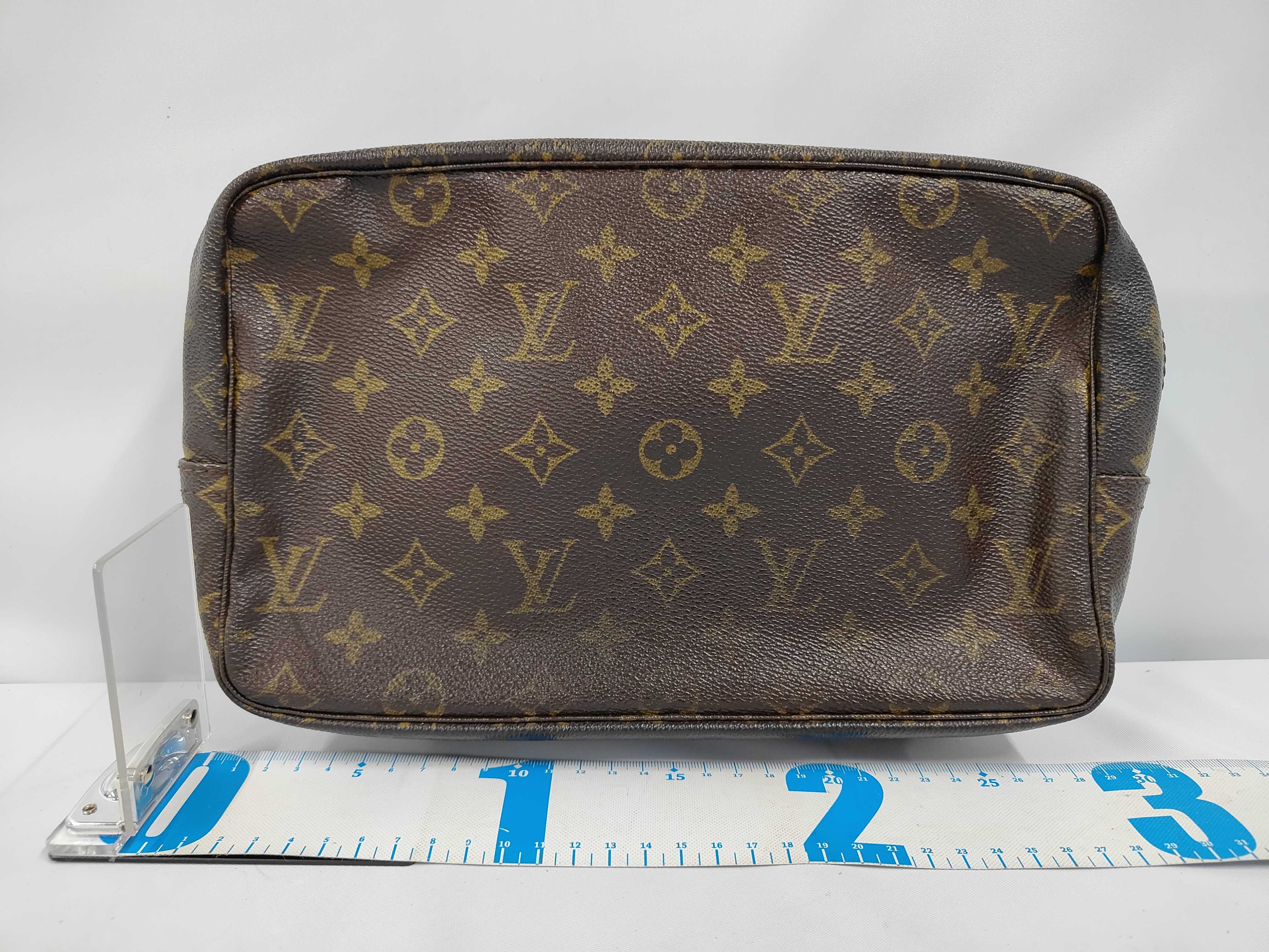 bag, Louis Vuitton Monogram Trousses Toilette clutch bag — view 2