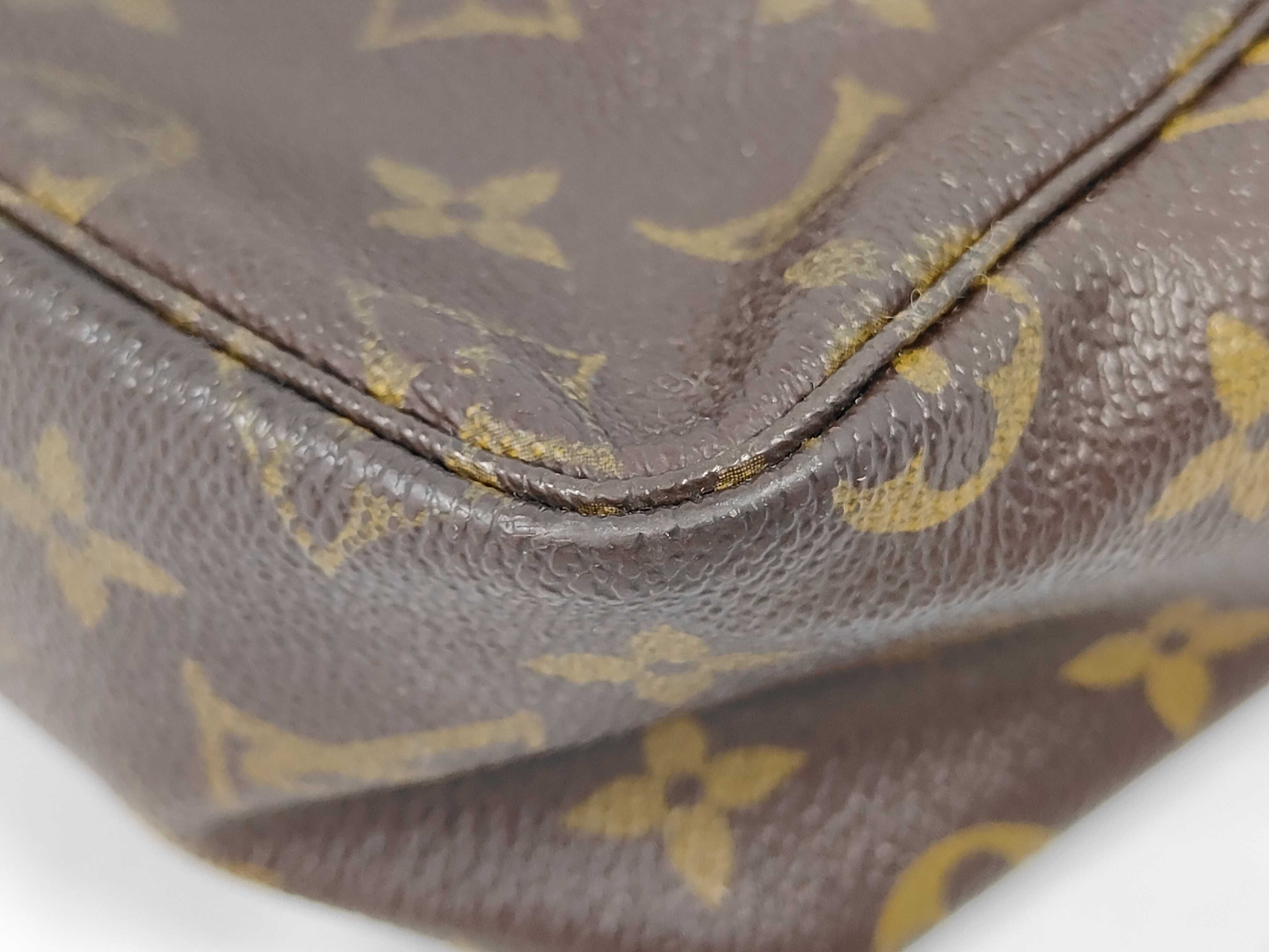 bag, Louis Vuitton Monogram Trousses Toilette clutch bag — view 4