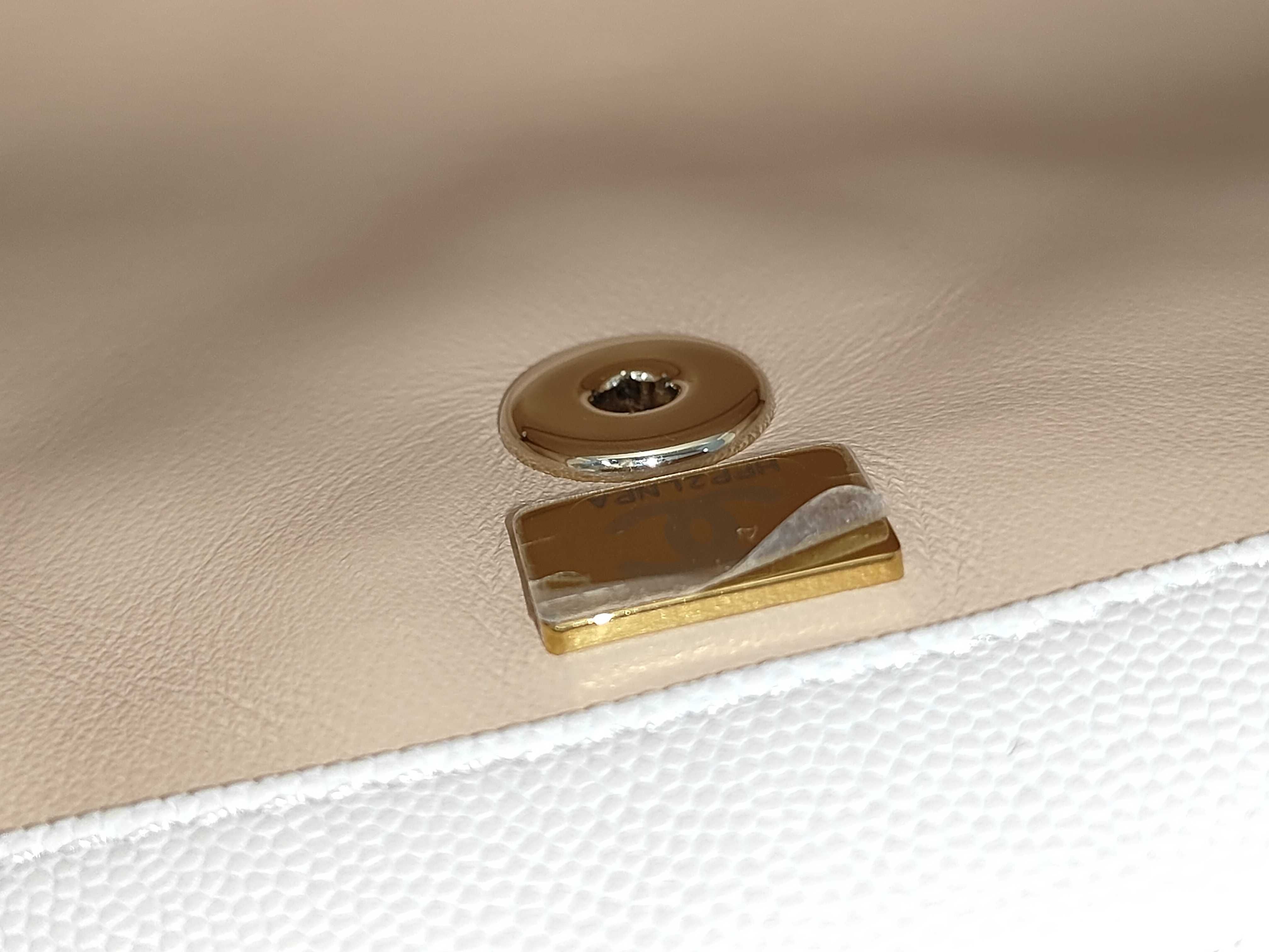 Caviar Coco Handle XS Shoulder Bag — view 10