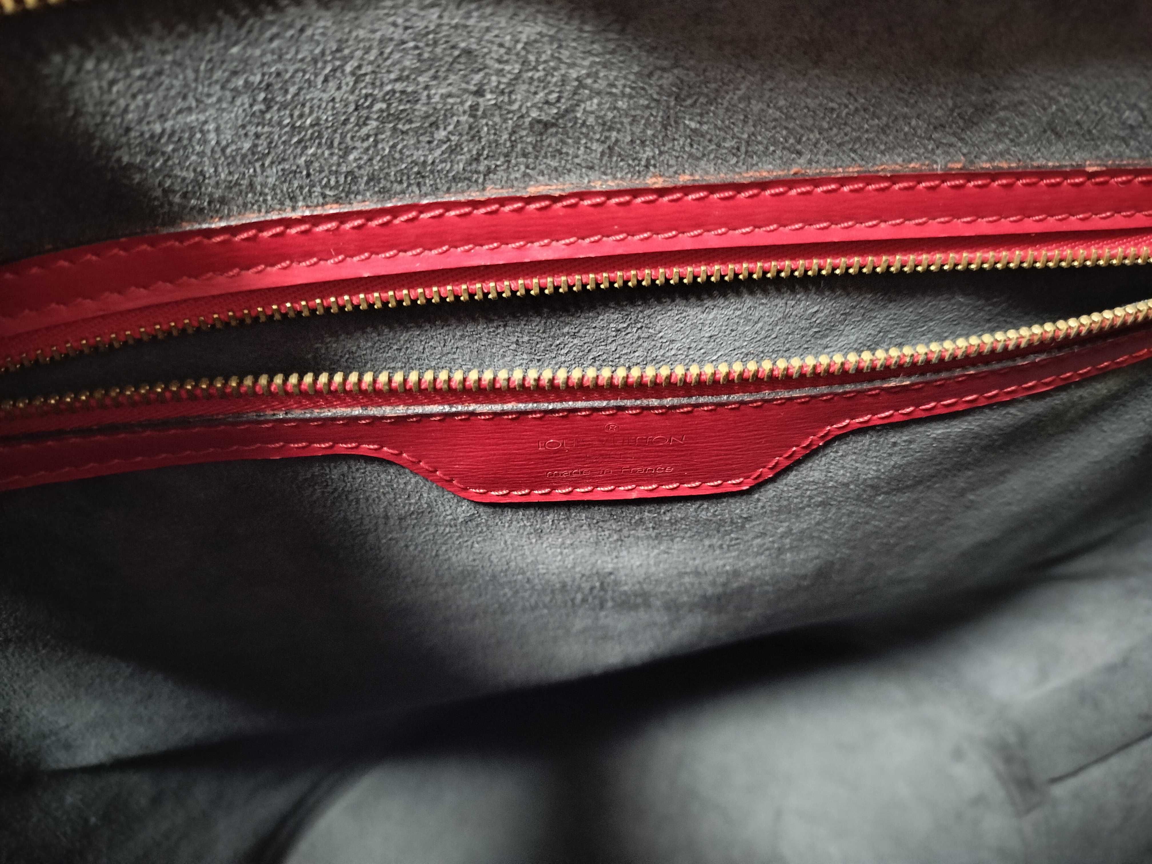 Epi Saint Jacques Epi Red M52267 Tote Bag — view 13
