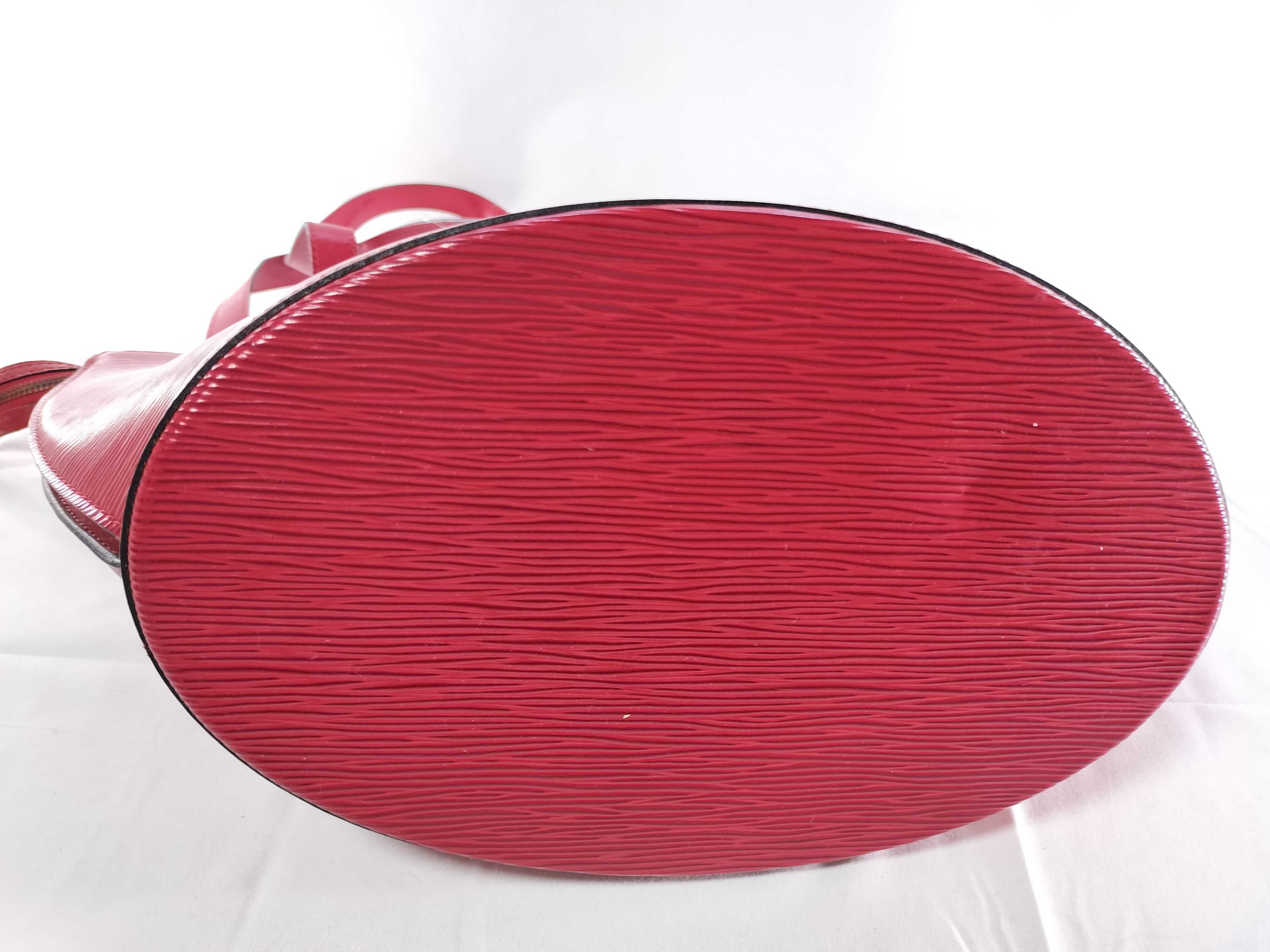 Epi Saint Jacques Epi Red M52267 Tote Bag — view 8