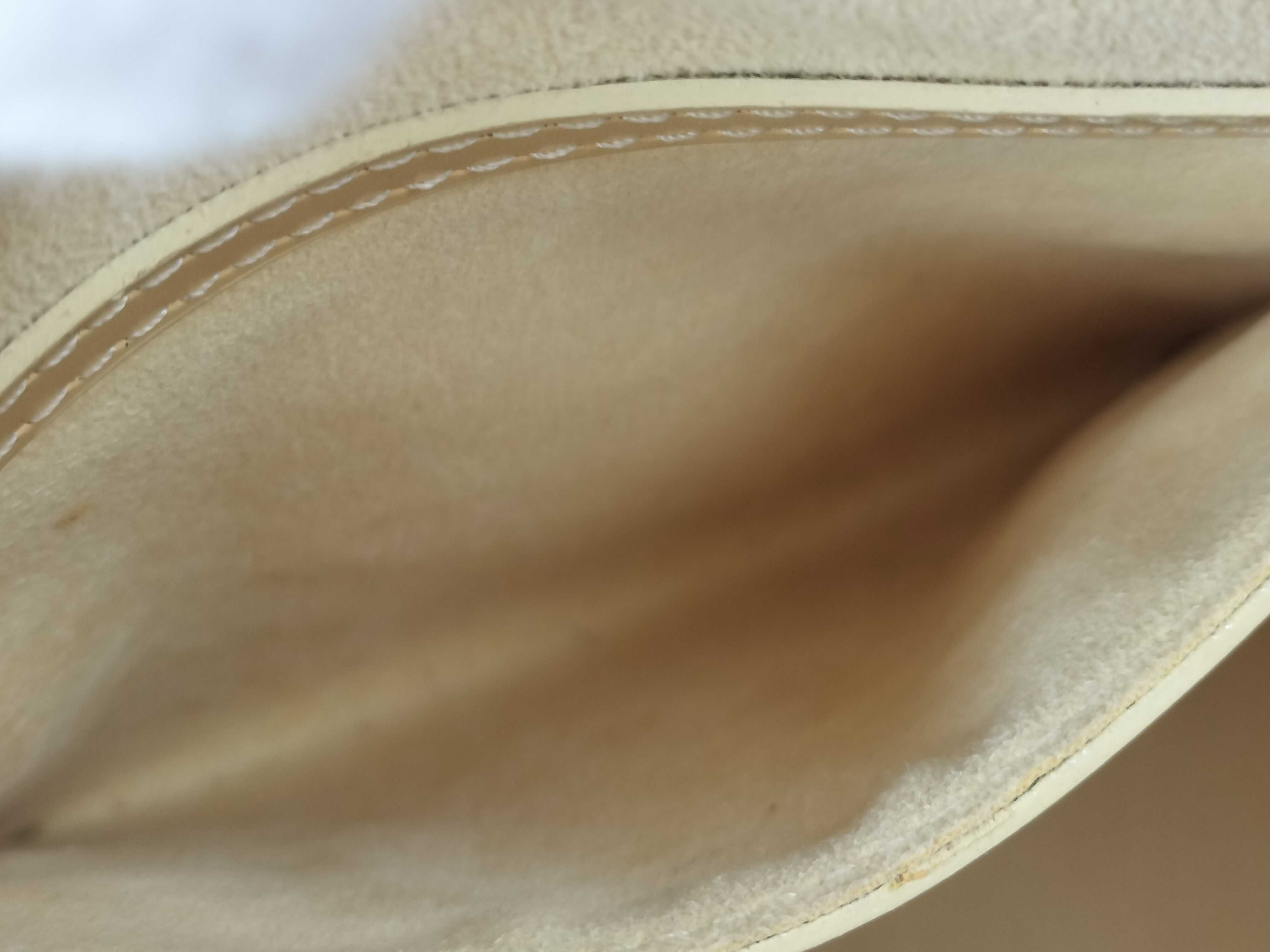 Epi Louis Vuitton Alma Epi PM Handbag — view 11