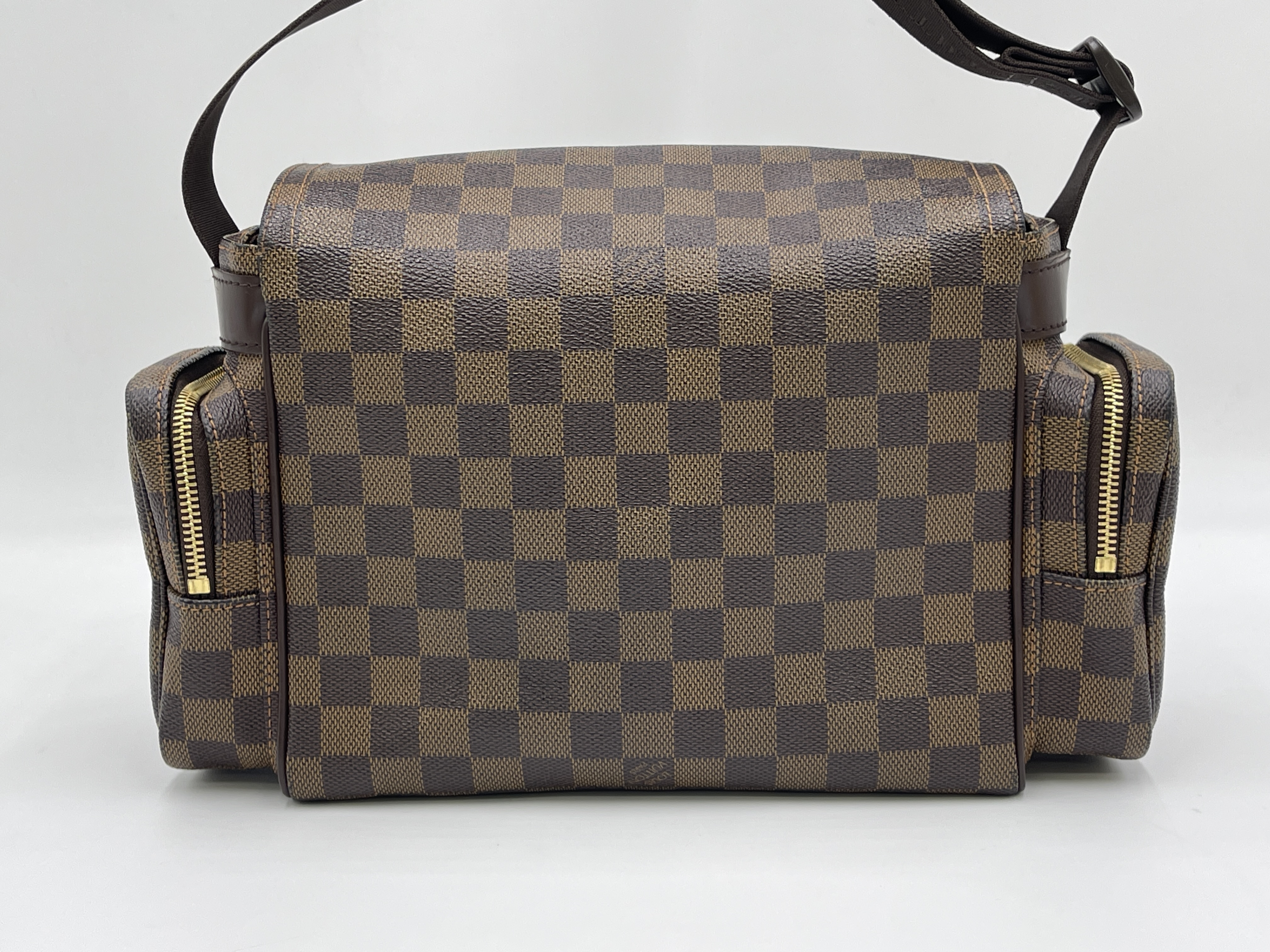 Damier Reporter Melville N51126 MI0076 Shoulder Bag with Dust Bag — view 3
