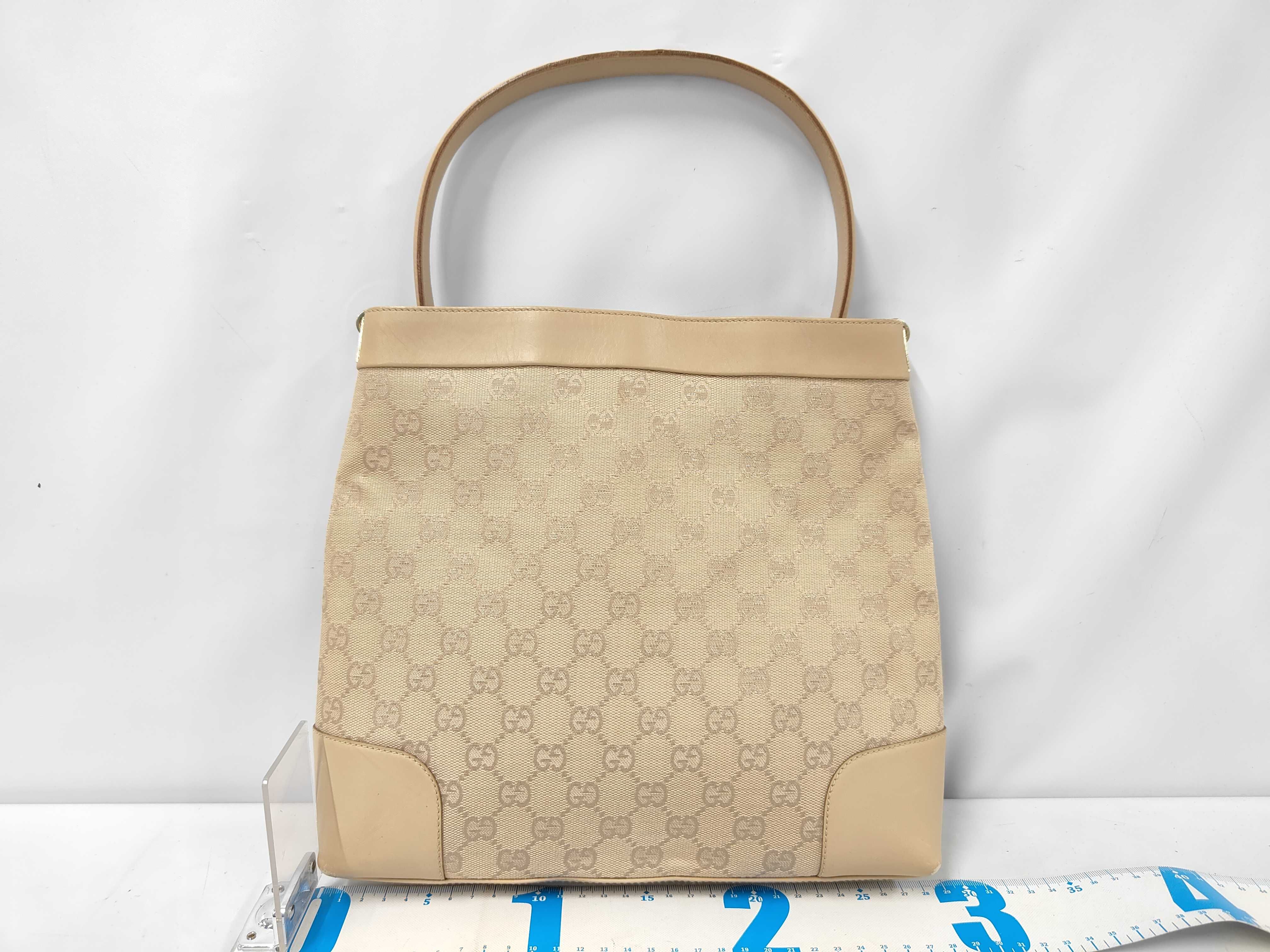 GG Canvas Gucci 33900 GG Canvas Logo One Shoulder Bag — view 2
