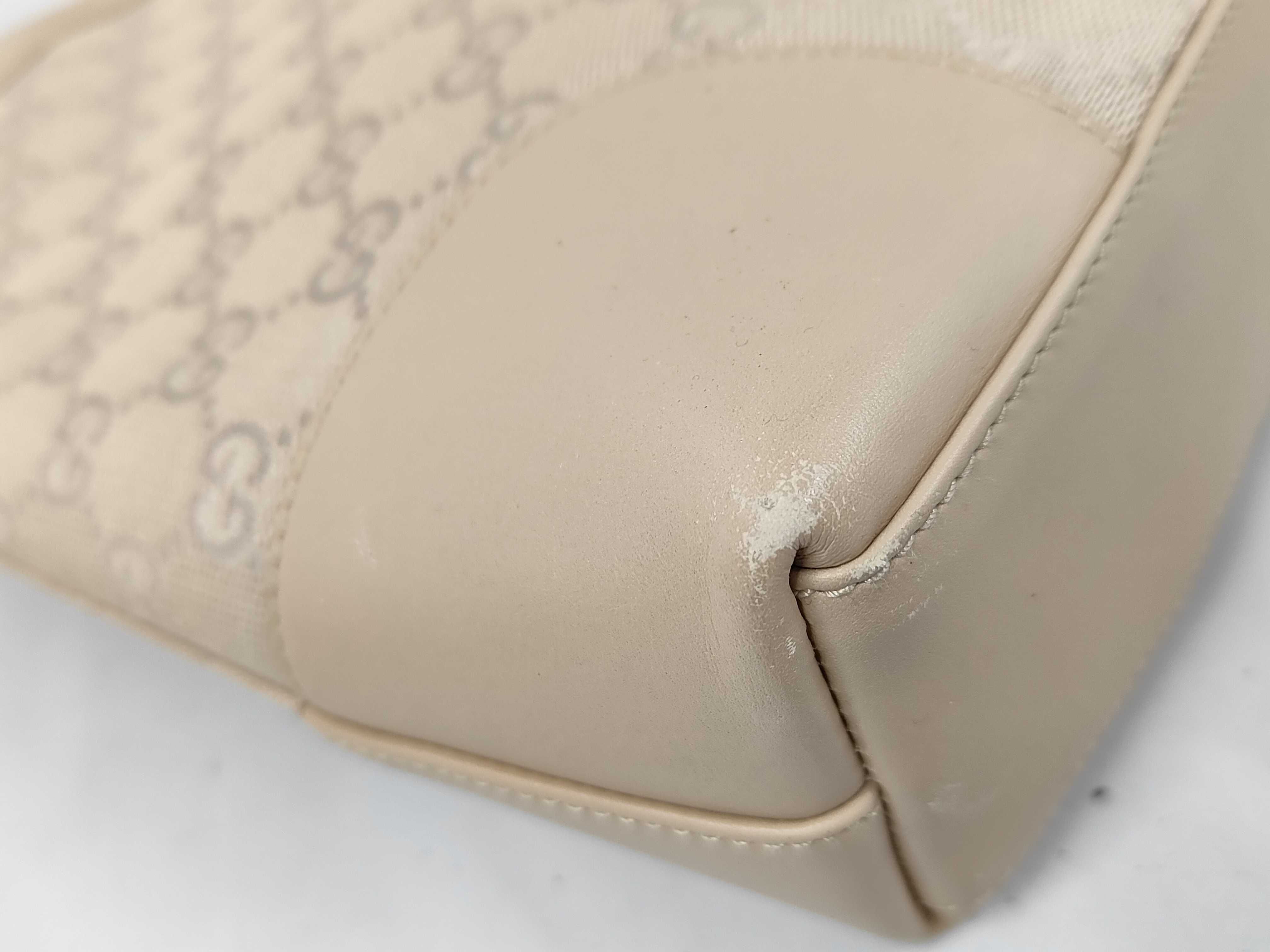 GG Canvas Gucci 33900 GG Canvas Logo One Shoulder Bag — view 4