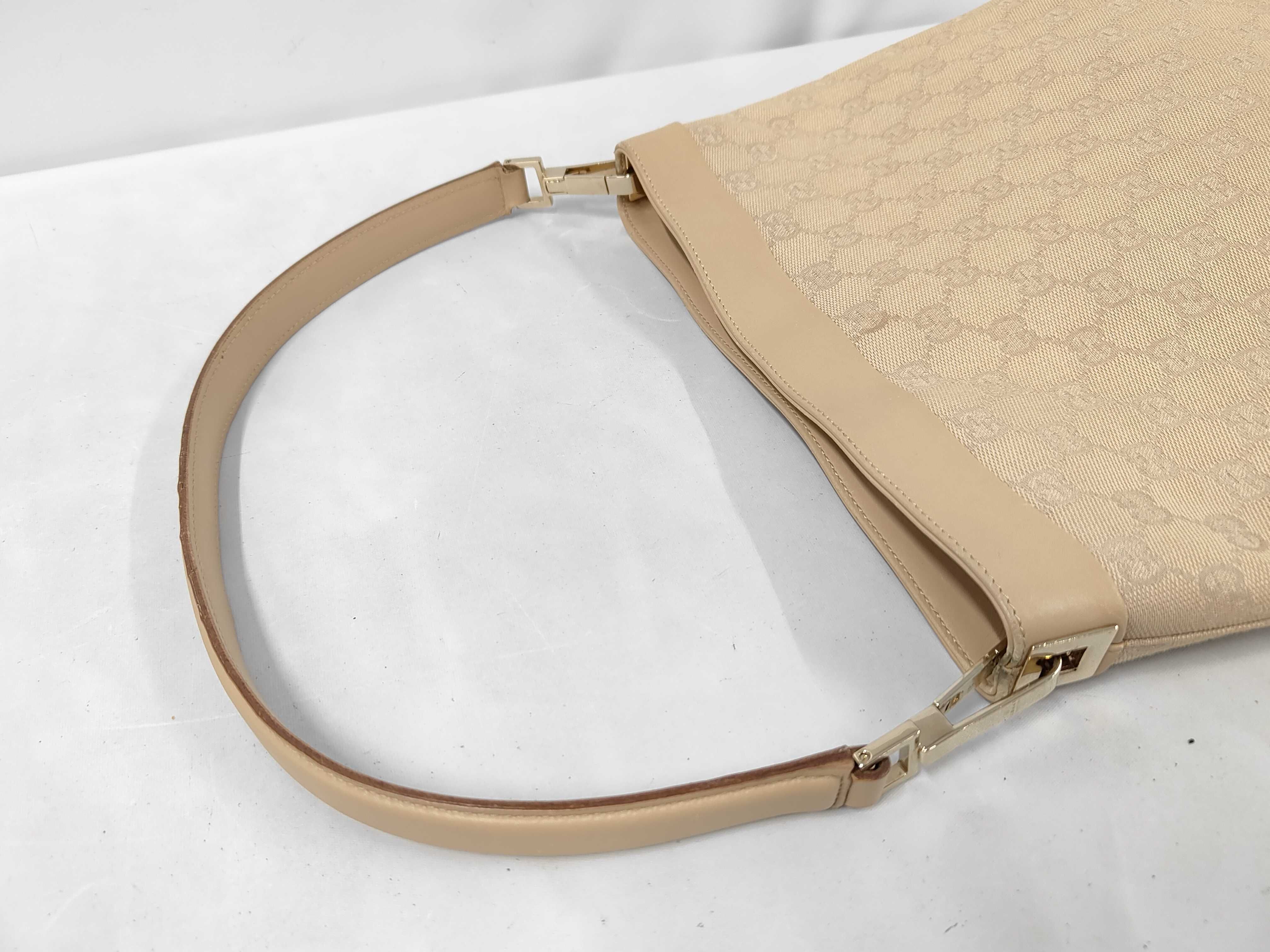 GG Canvas Gucci 33900 GG Canvas Logo One Shoulder Bag — view 5