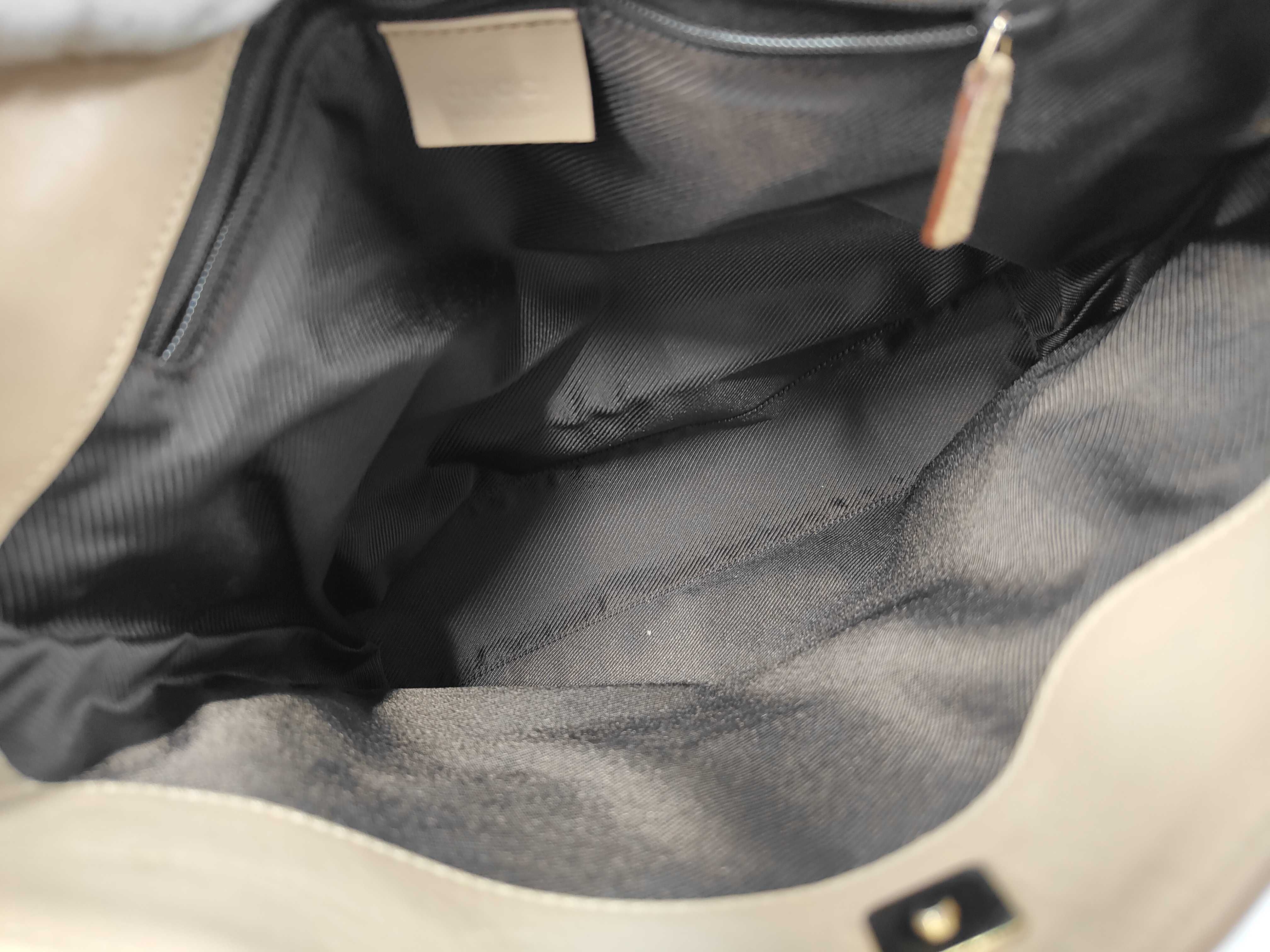 GG Canvas Gucci 33900 GG Canvas Logo One Shoulder Bag — view 8