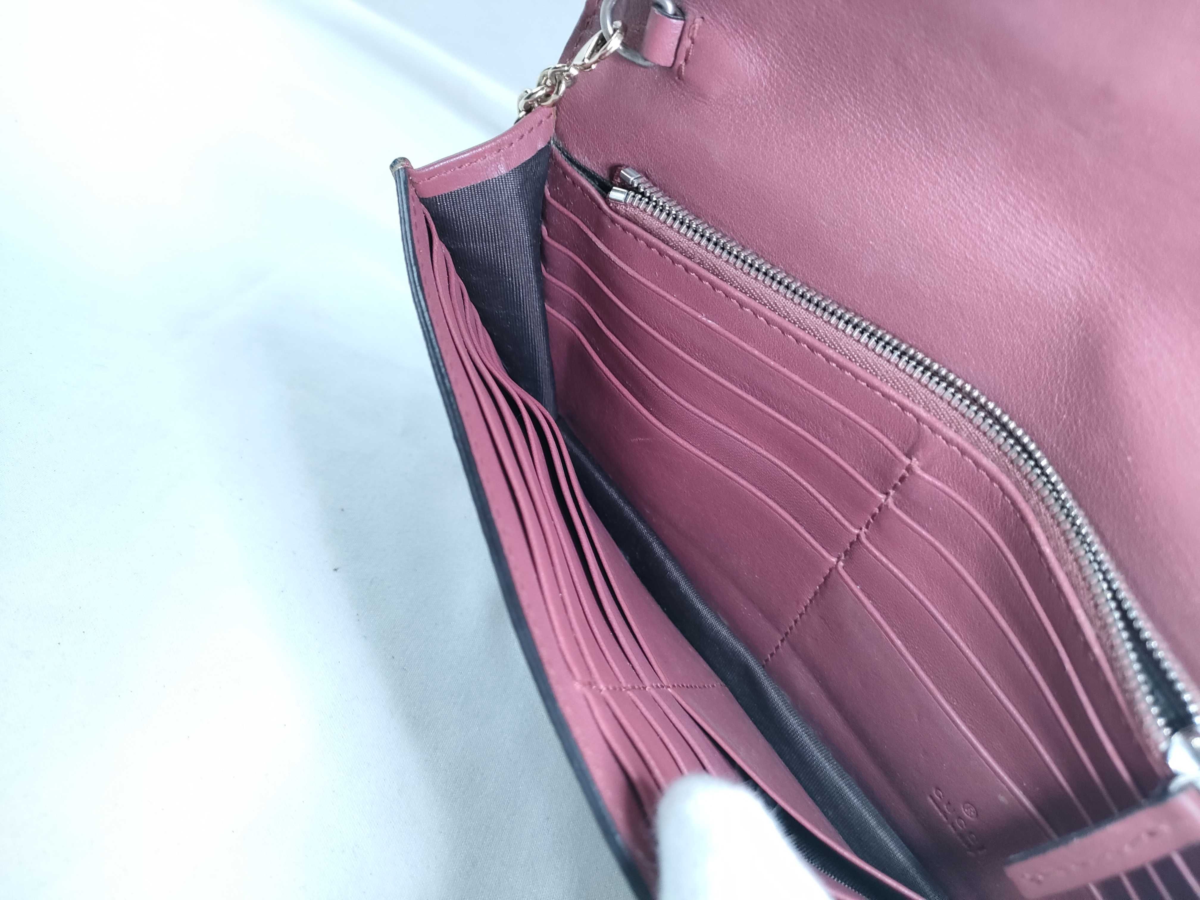 GG Canvas Wallet Chain Shoulder Bag — view 11