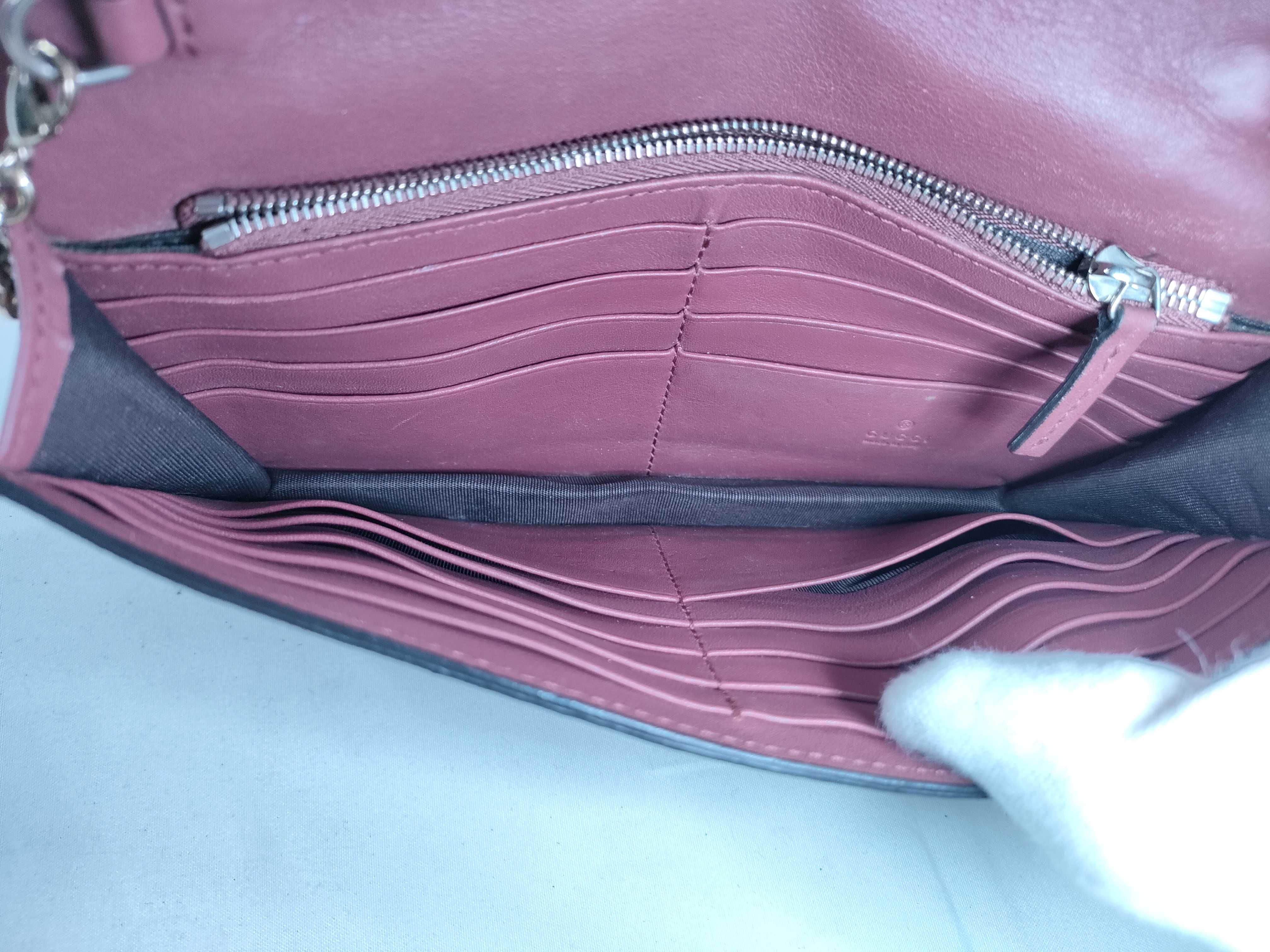 GG Canvas Wallet Chain Shoulder Bag — view 10