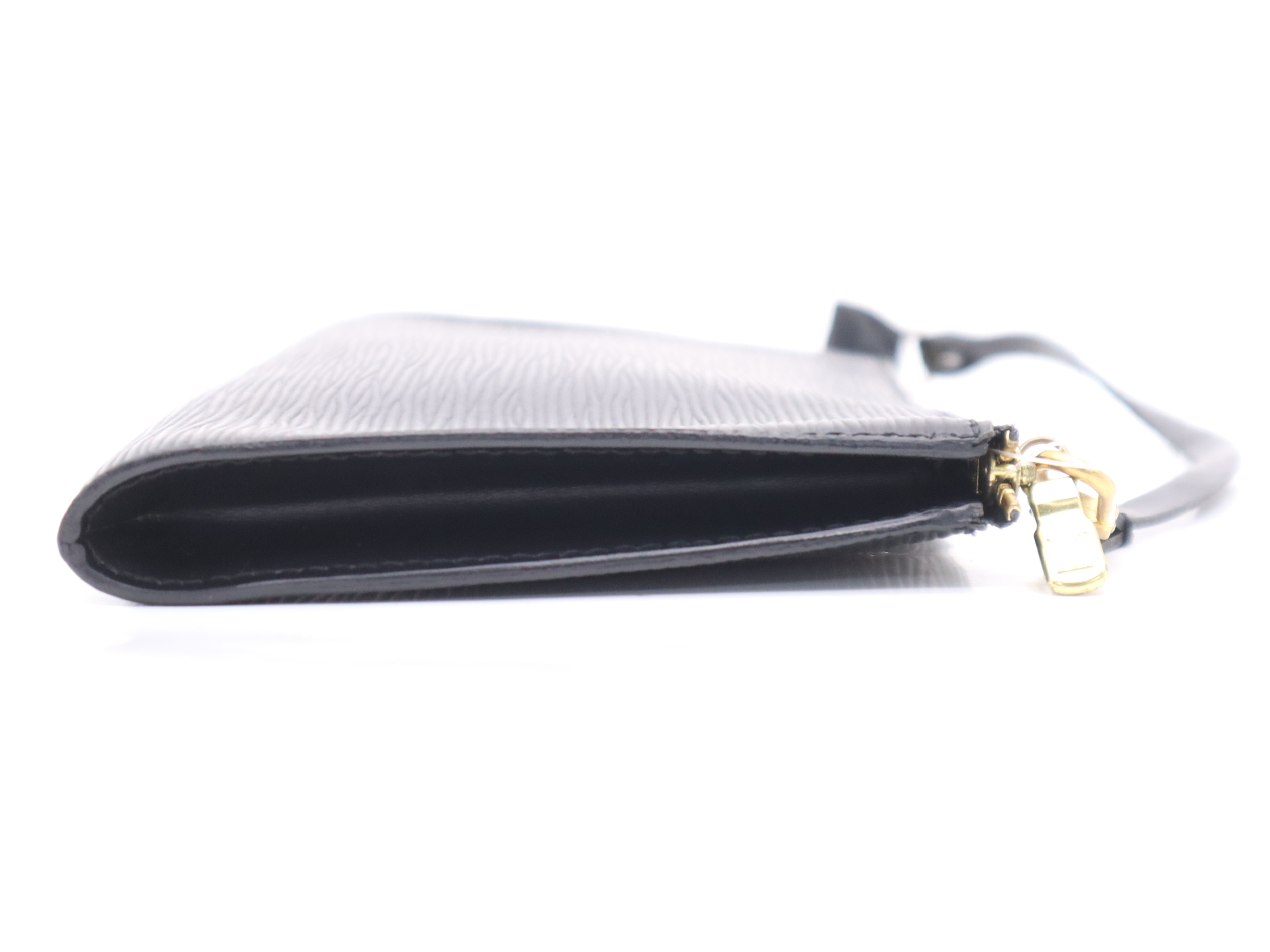 M52942 Epi Pochette Accessoires Noir Pouch — view 5
