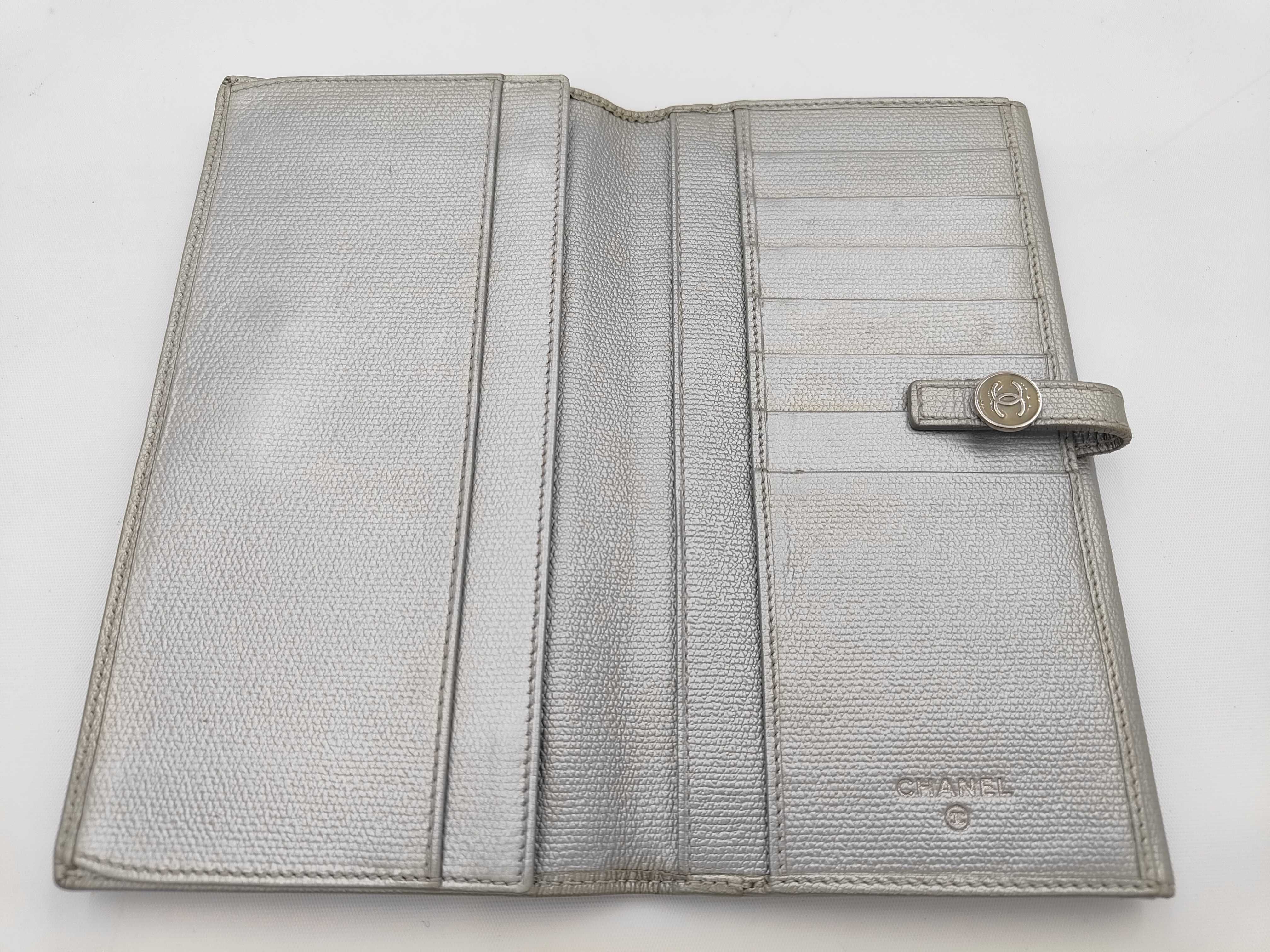 long wallet, serial number 10 series wallet — view 4