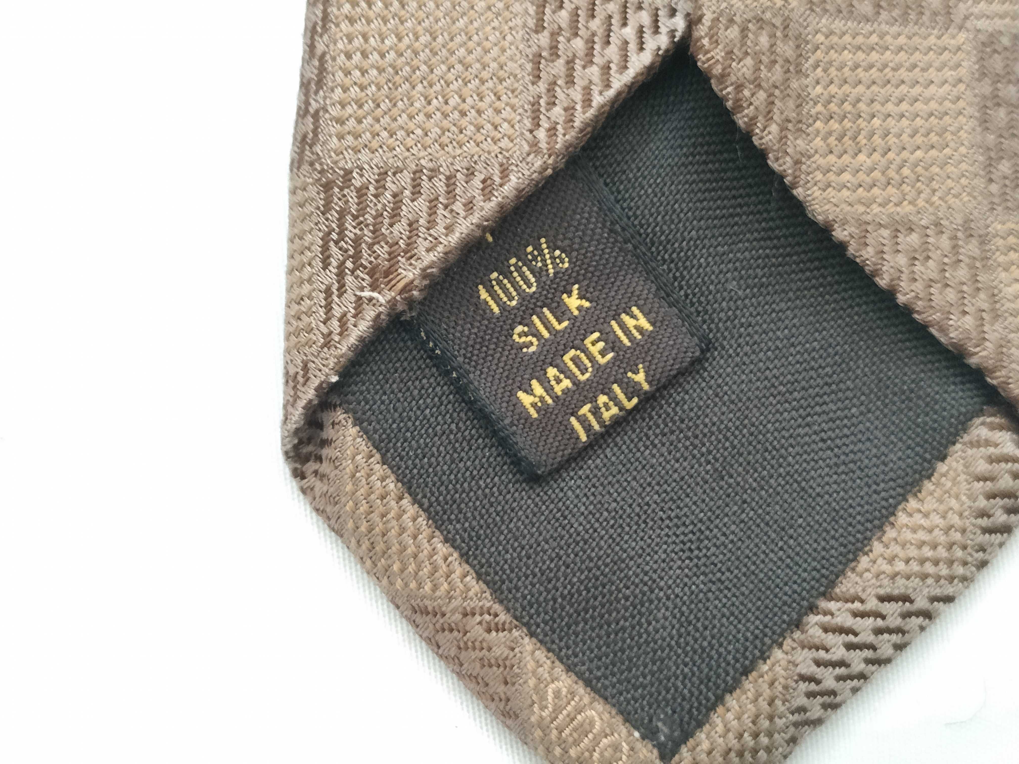 (Louis Vuitton) ties and other accessories — view 4