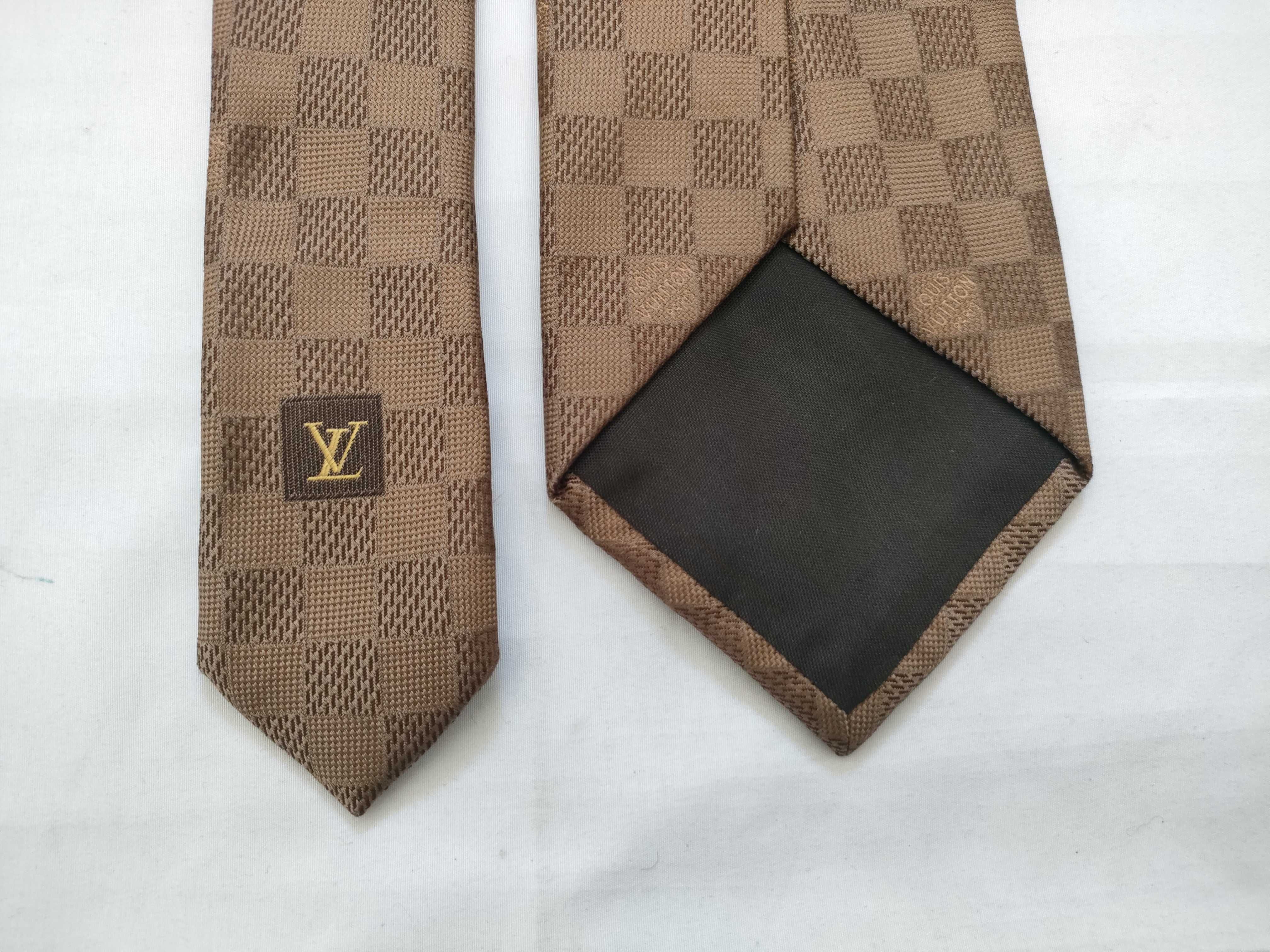 (Louis Vuitton) ties and other accessories — view 5