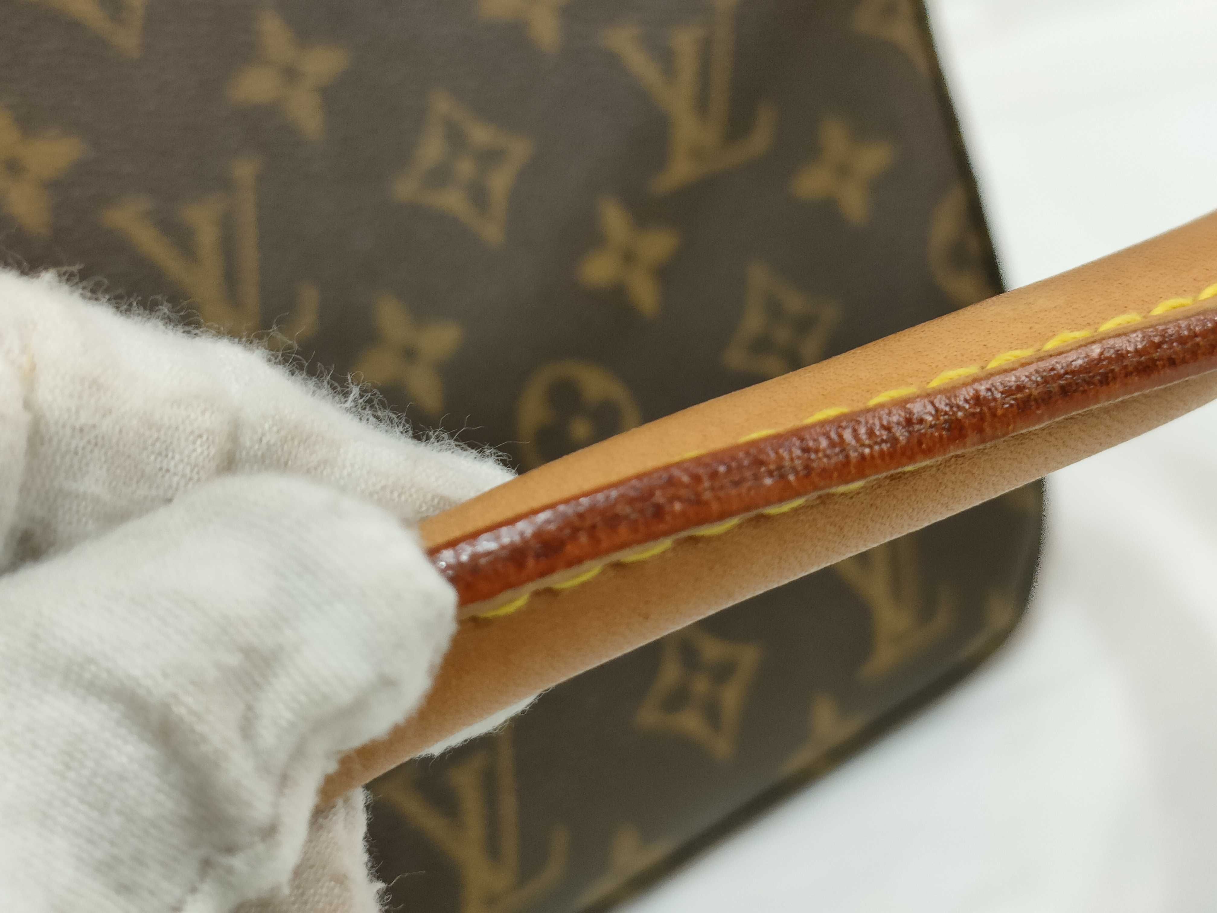 Monogram M51146 Looping MM Handbag — view 9