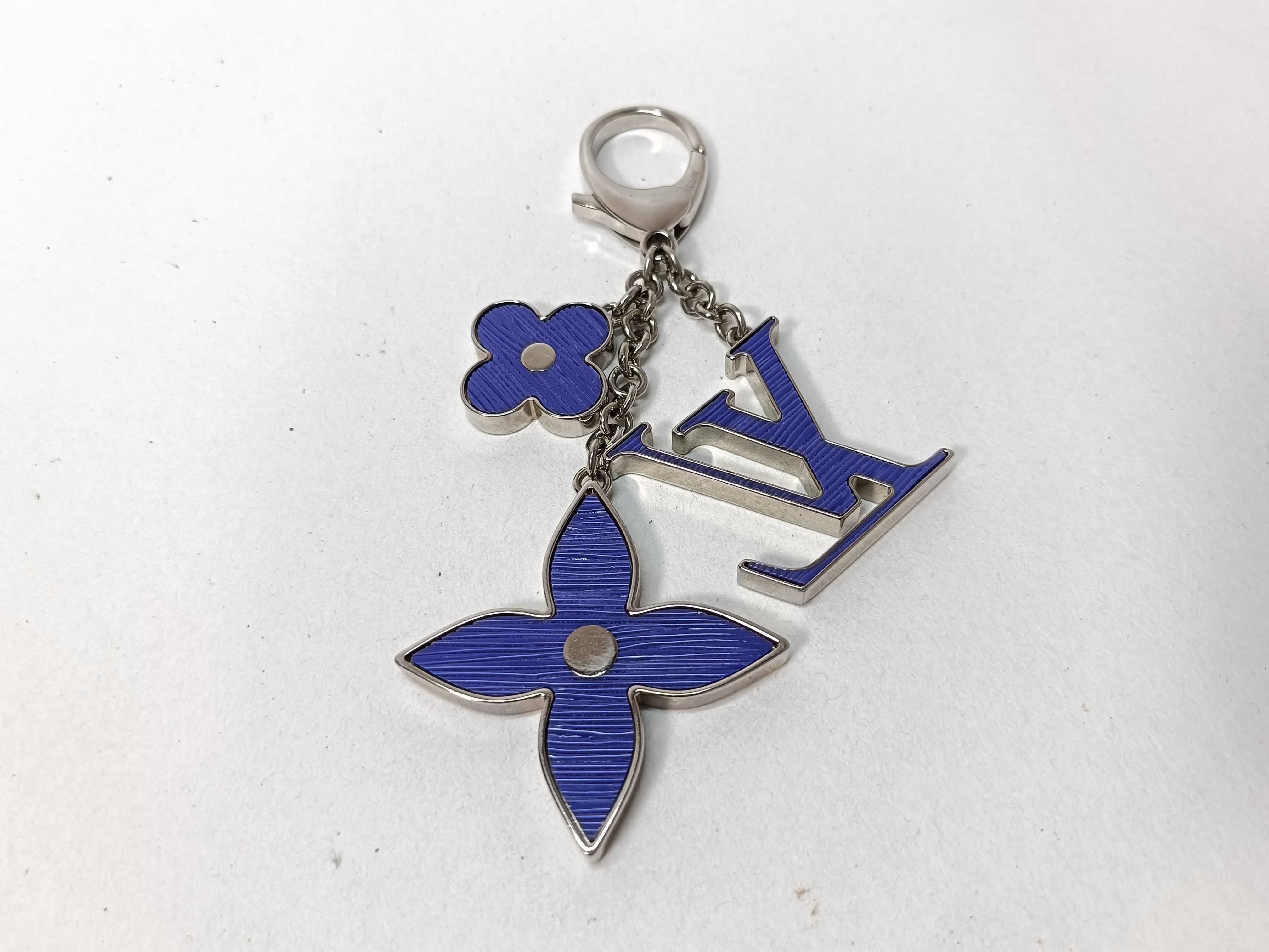 Epi Bijou Sac Fleur de Epi Keychain Key Case — view 2
