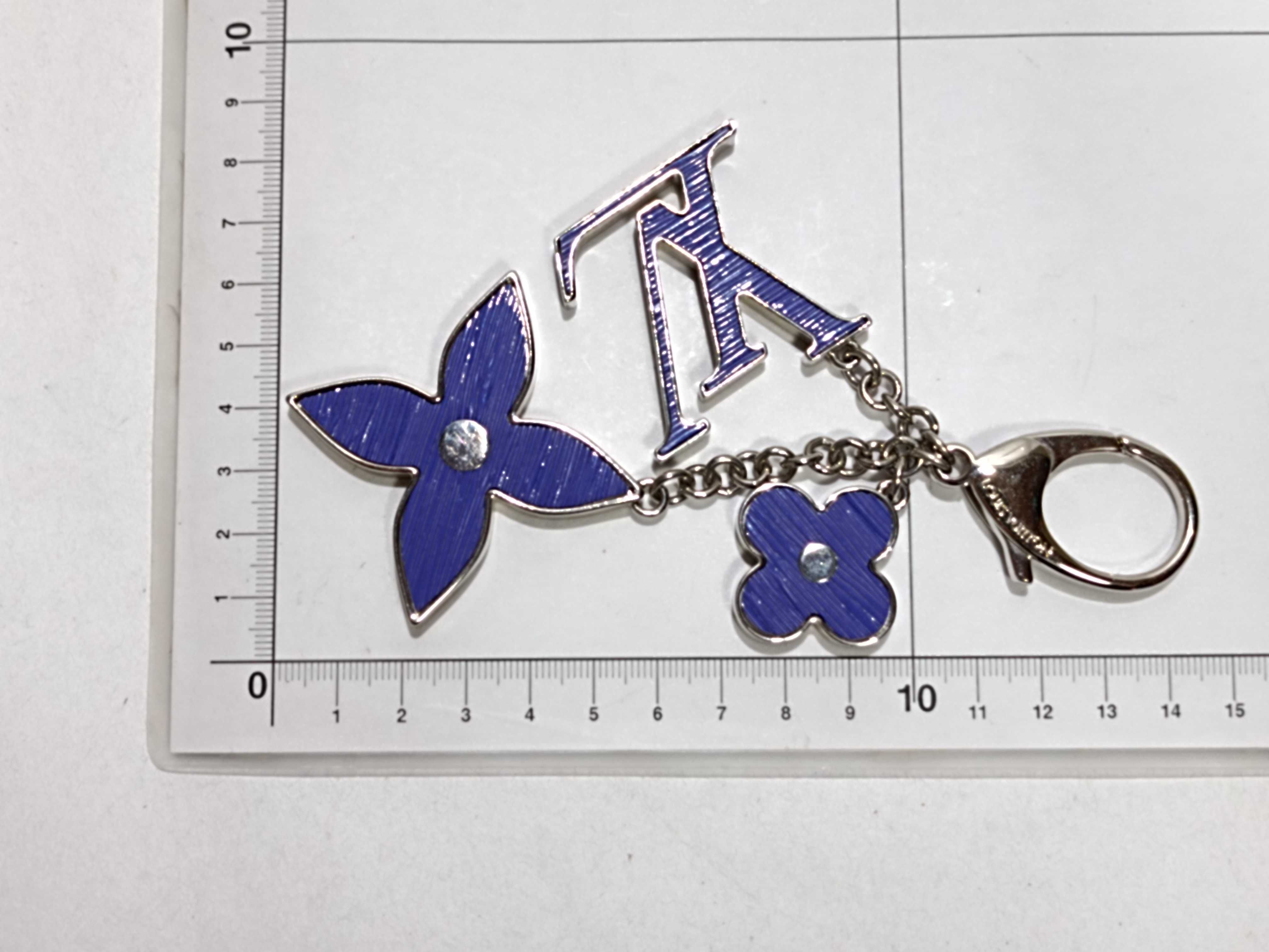Epi Bijou Sac Fleur de Epi Keychain Key Case — view 11