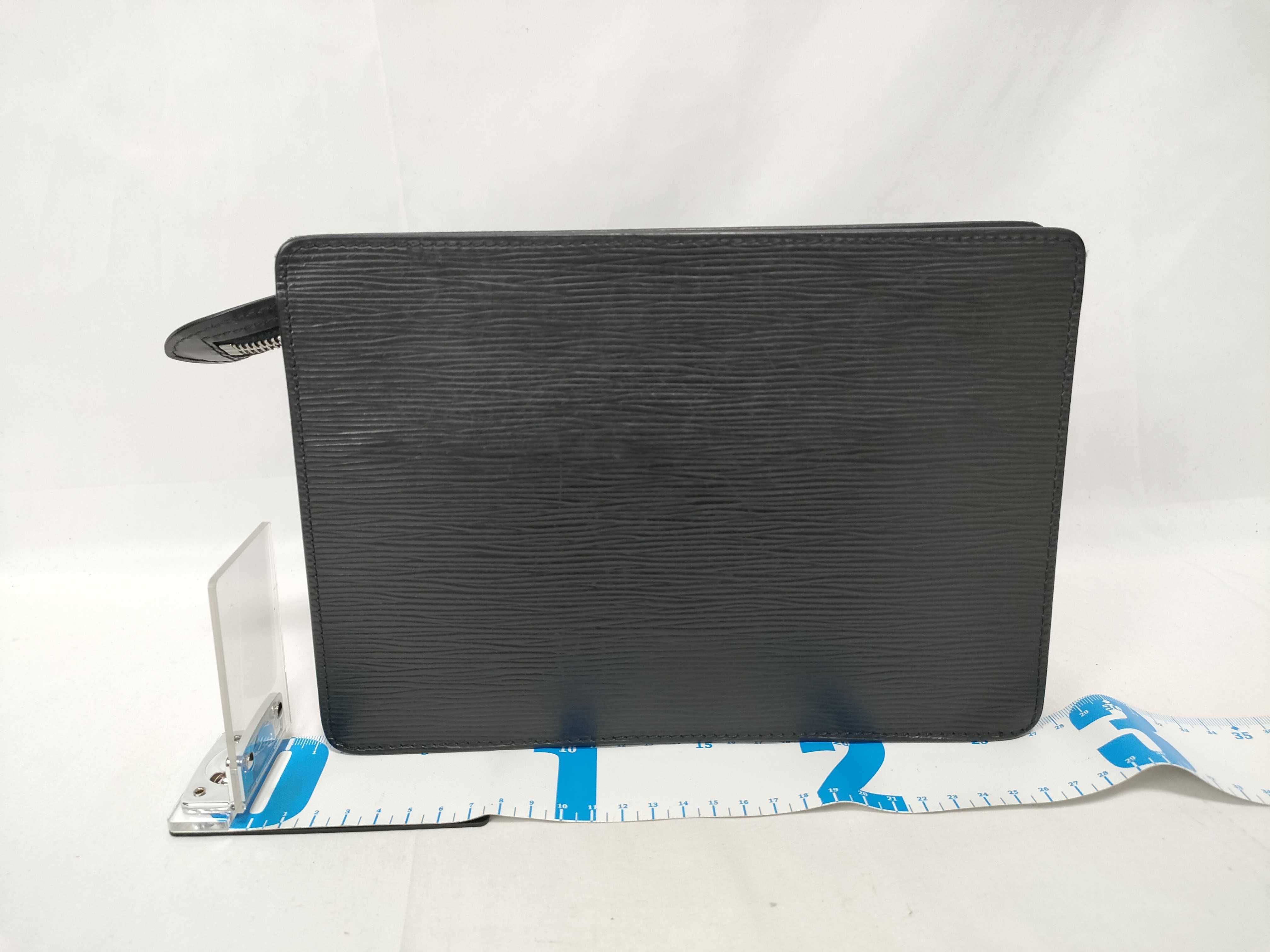 Epi Leather Louis Vuitton M52522 Pochette Homme SR1026 Second Bag Clutch Bag Epi Leather Black Clutch Bag — view 2