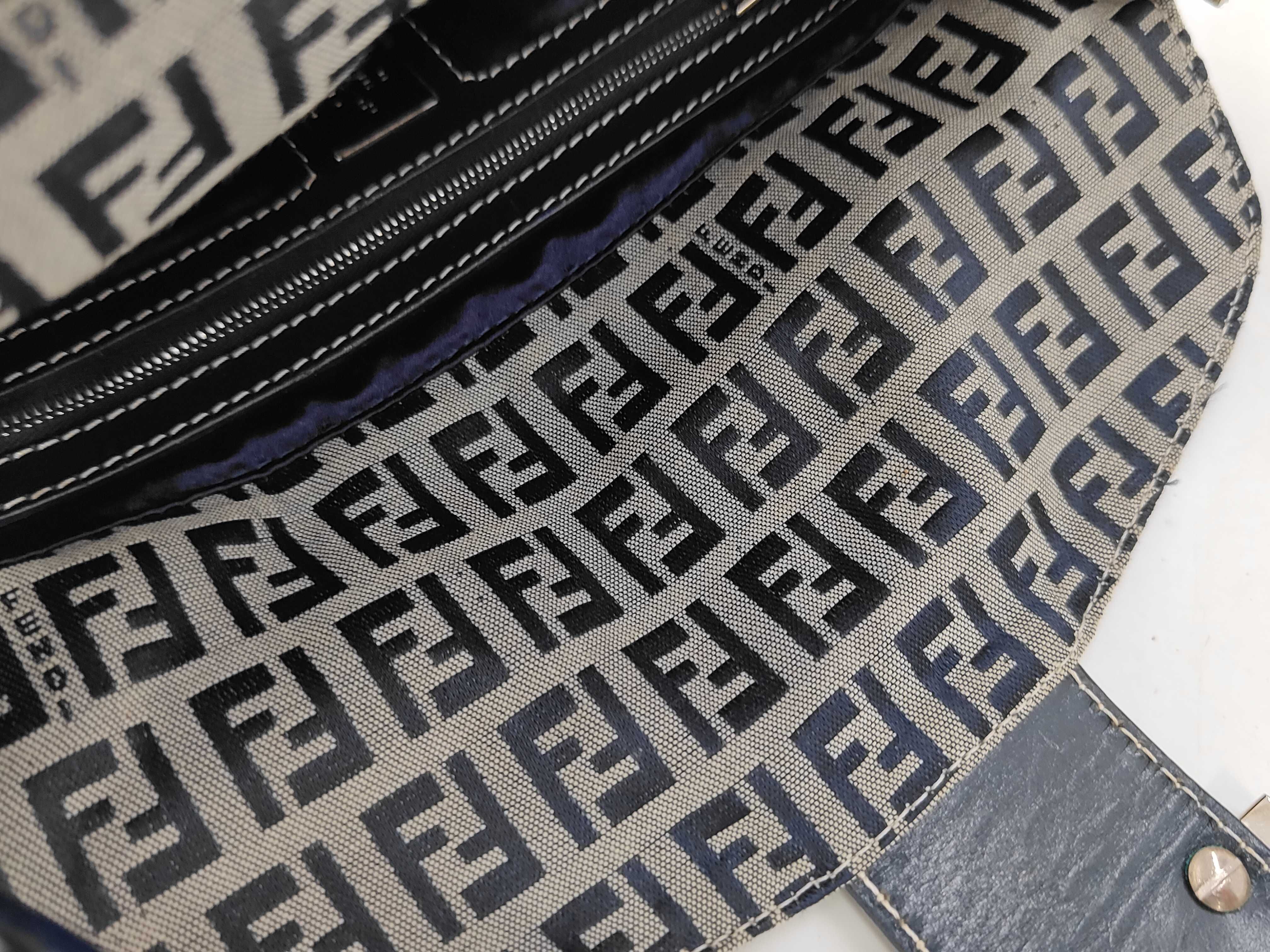 handbag — view 11