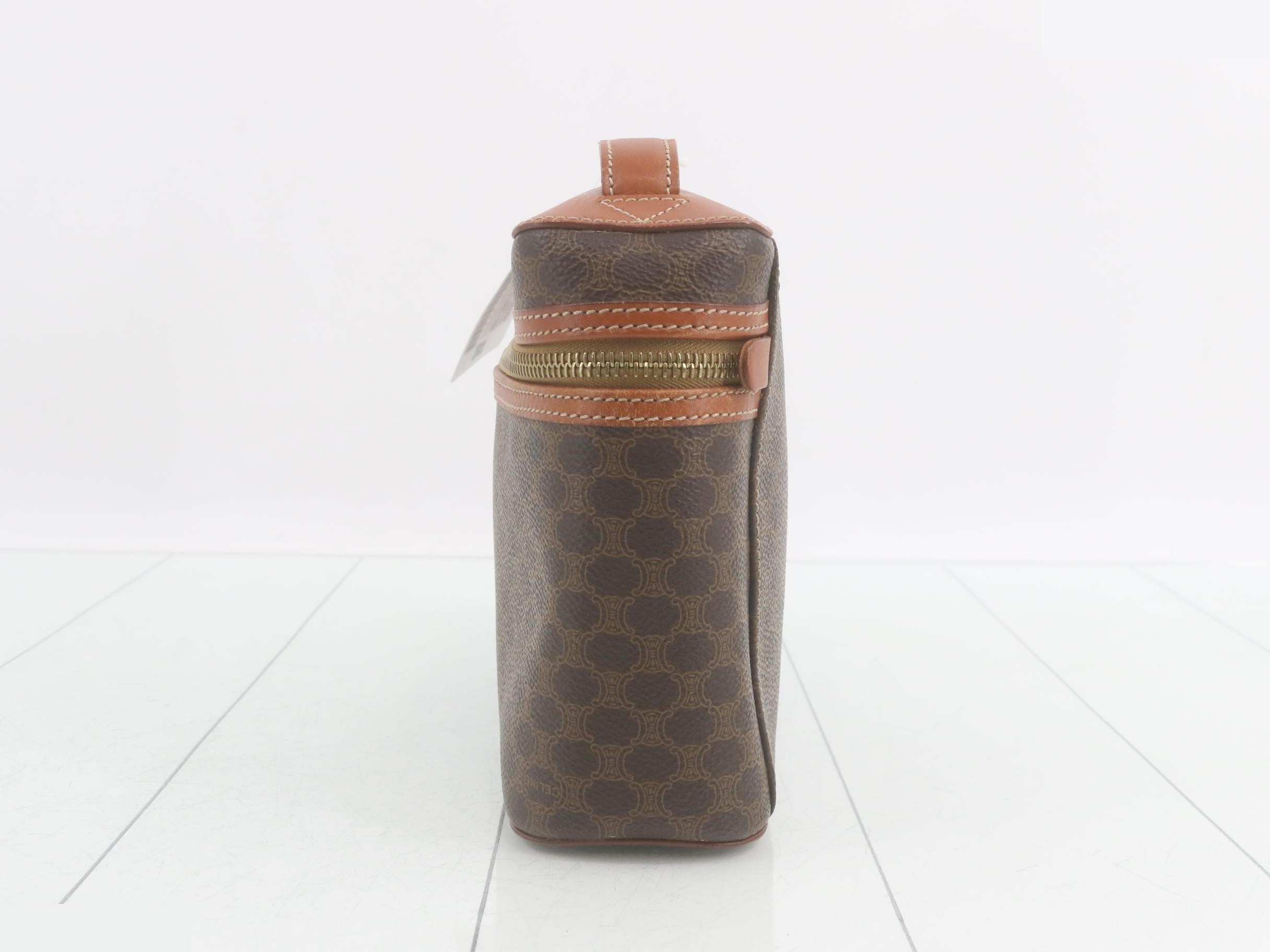 handbag — view 3