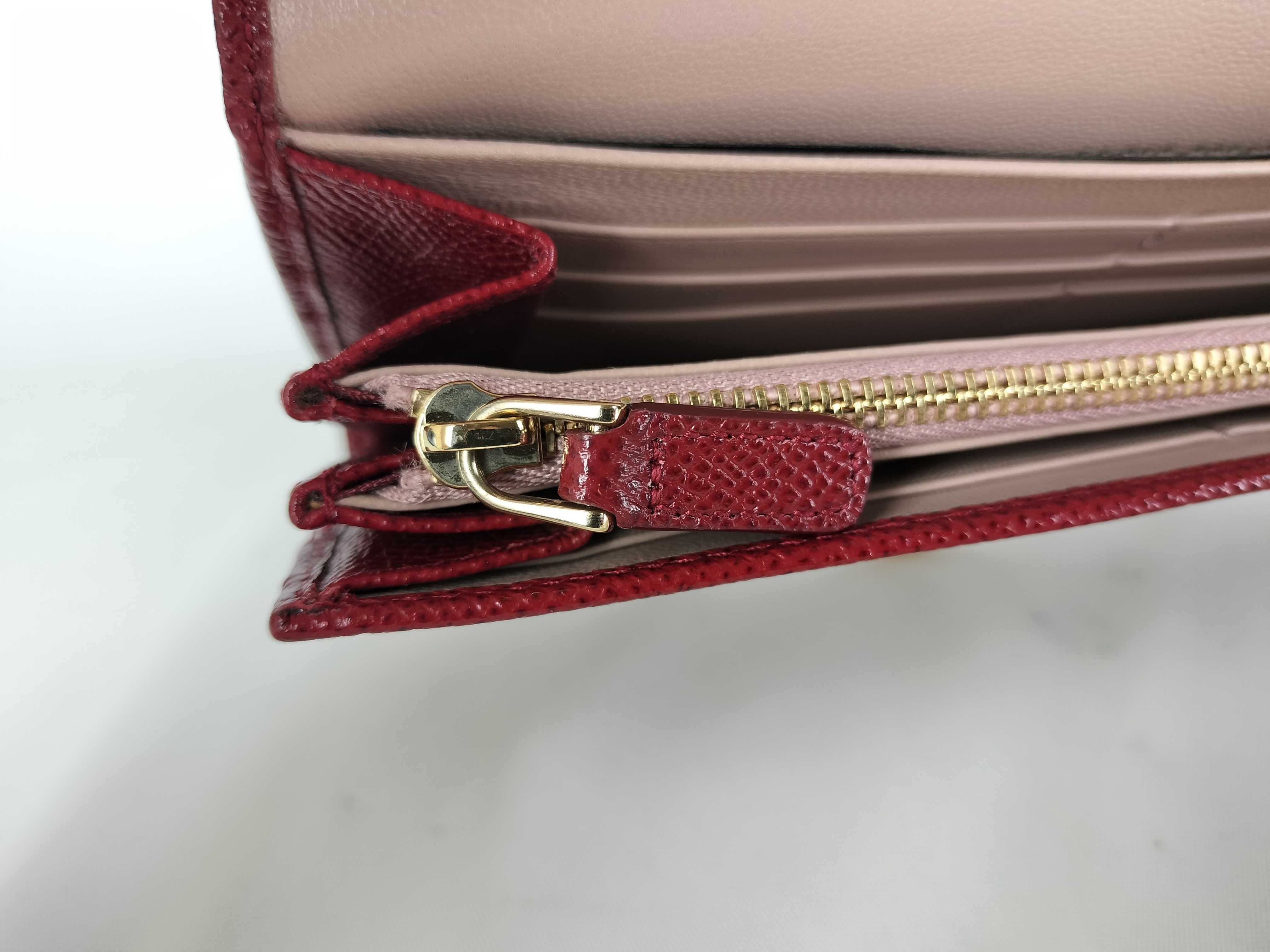 B.zero Wallet / Red Wallet — view 9