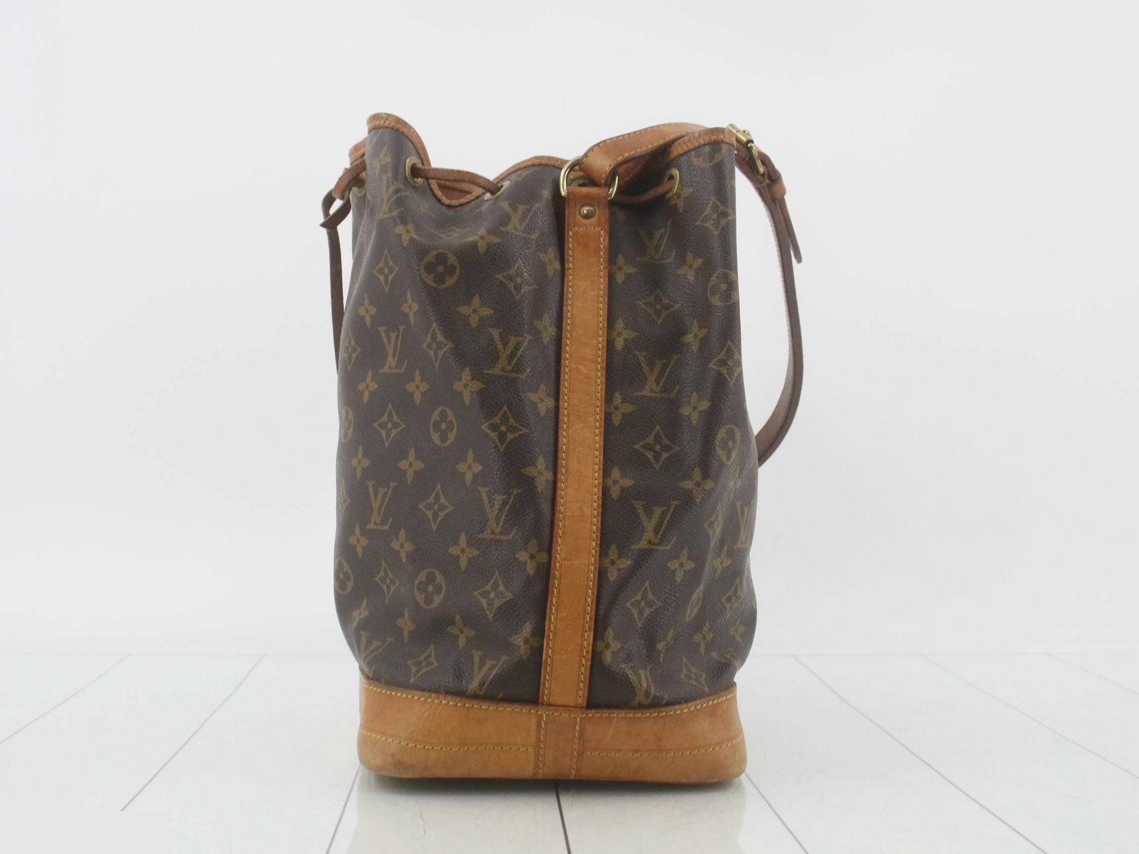 Noe Shoulder Bag — view 3