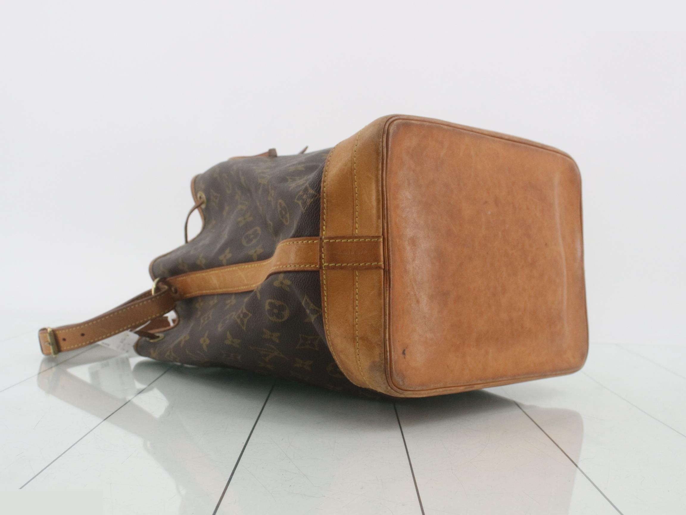 Noe Shoulder Bag — view 5