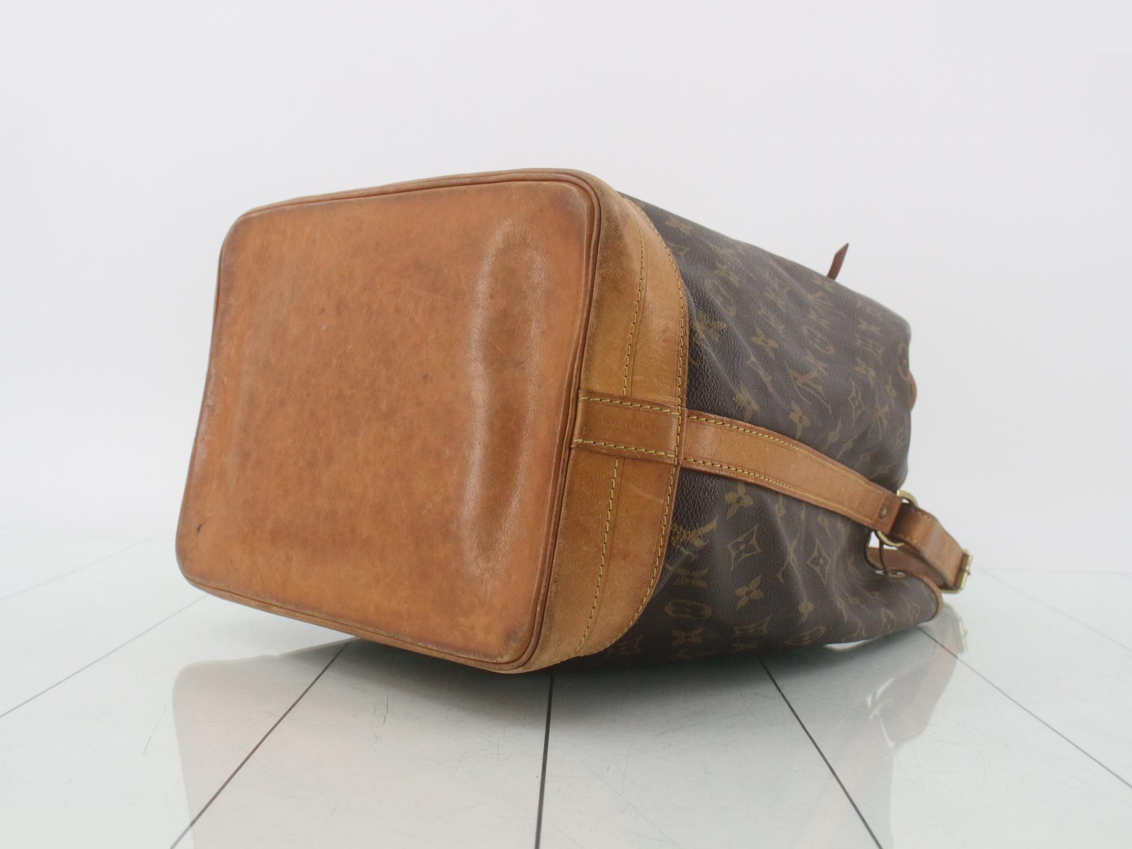 Noe Shoulder Bag — view 6