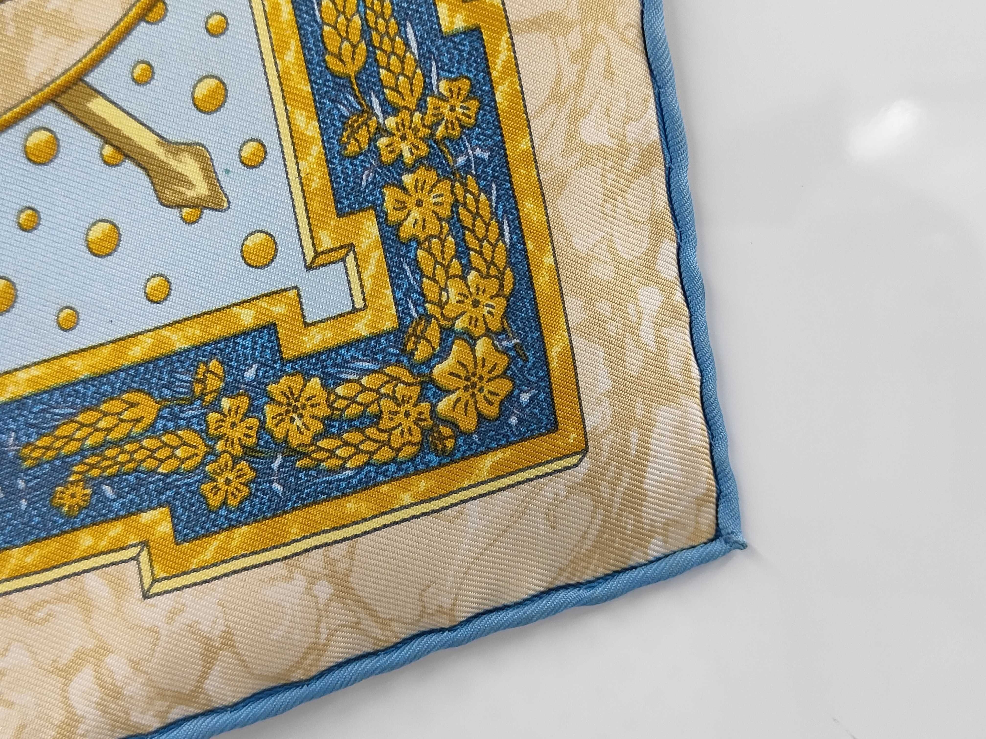 scarf carré and other accessories — view 4