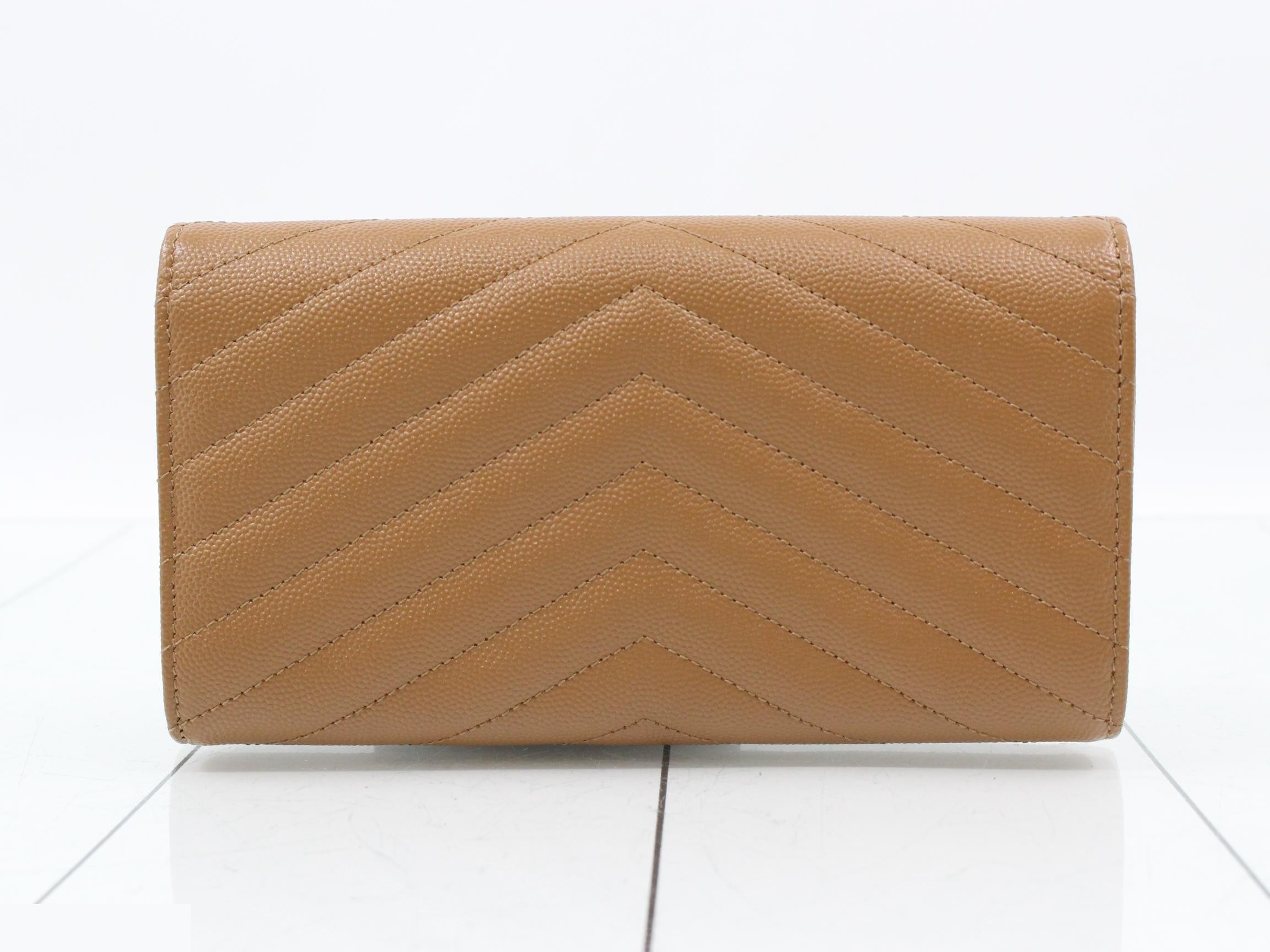 long wallet — view 2