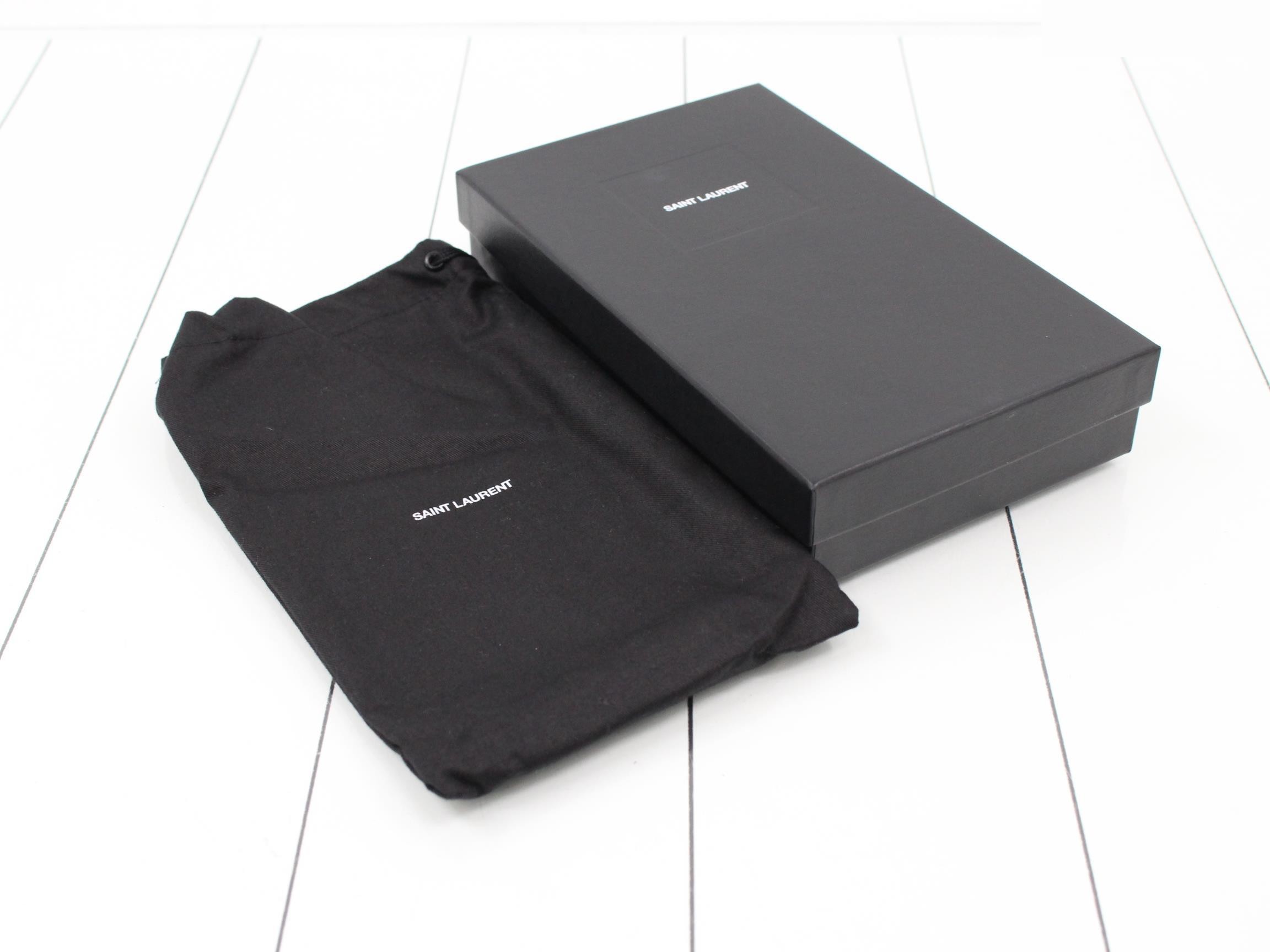 long wallet — view 5