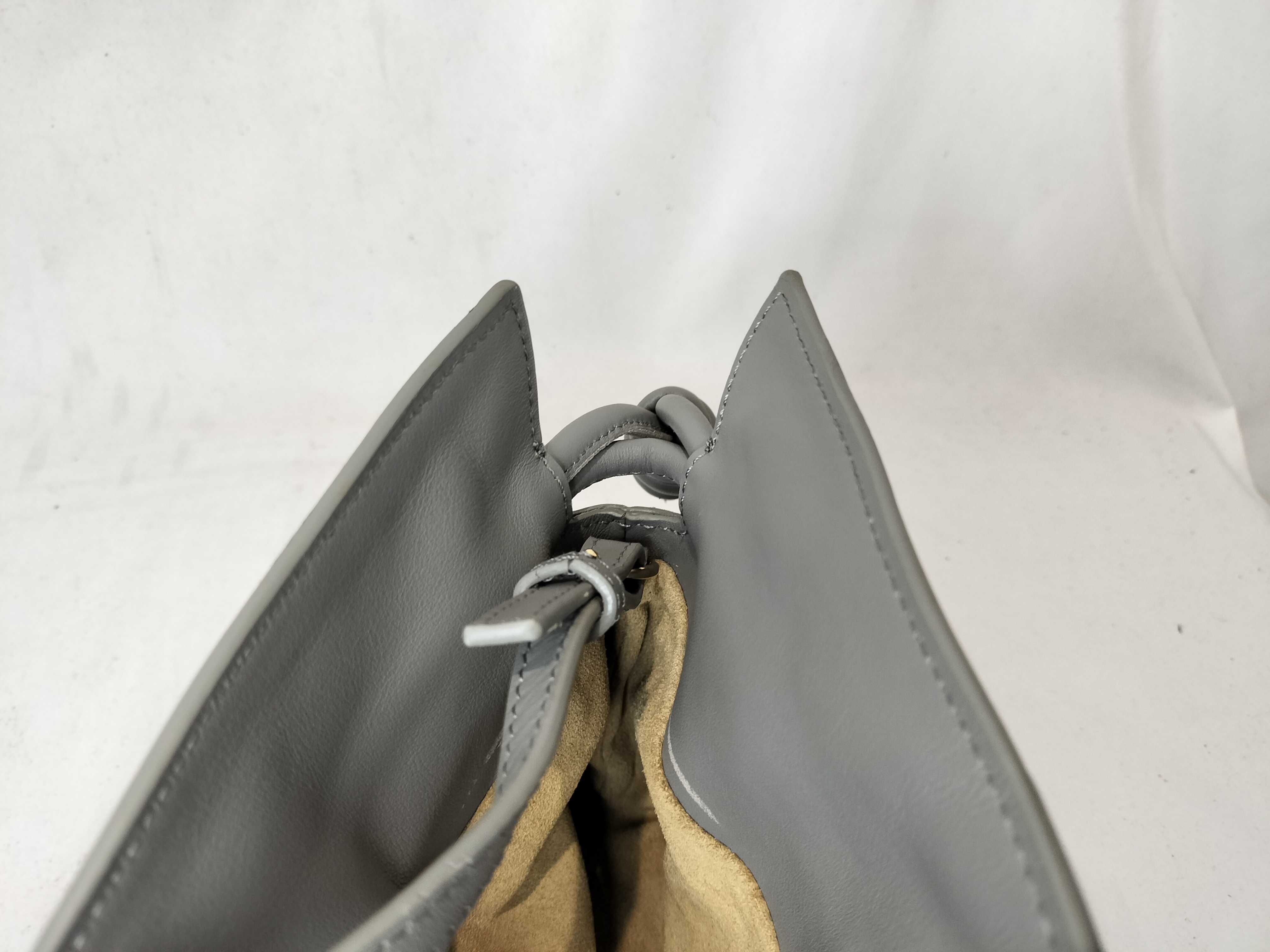 VN - Anagram Flamenco Clutch Mini Leather Shoulder Bag Khaki — view 11