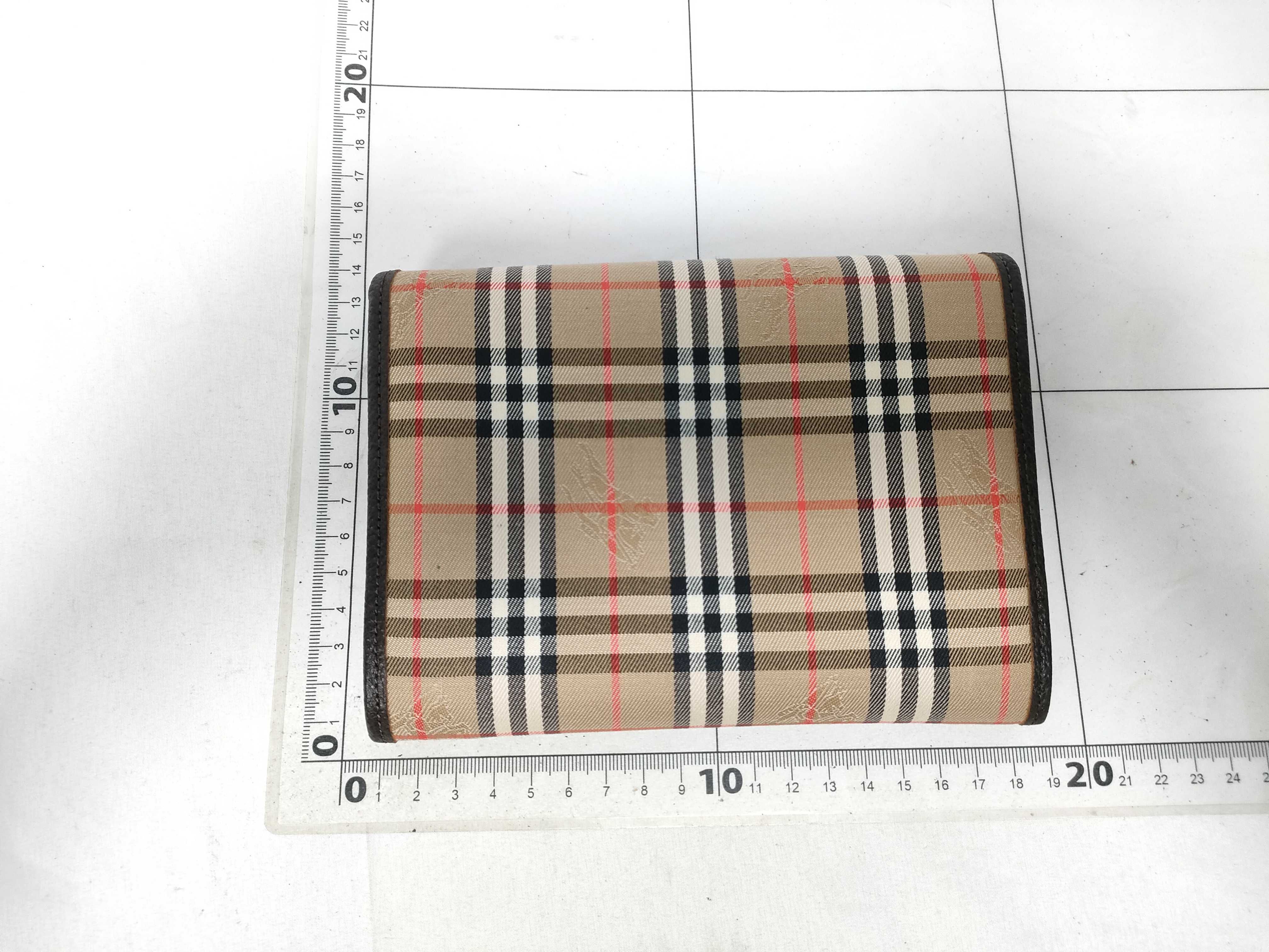 Burberrys Burberry pouch — view 2