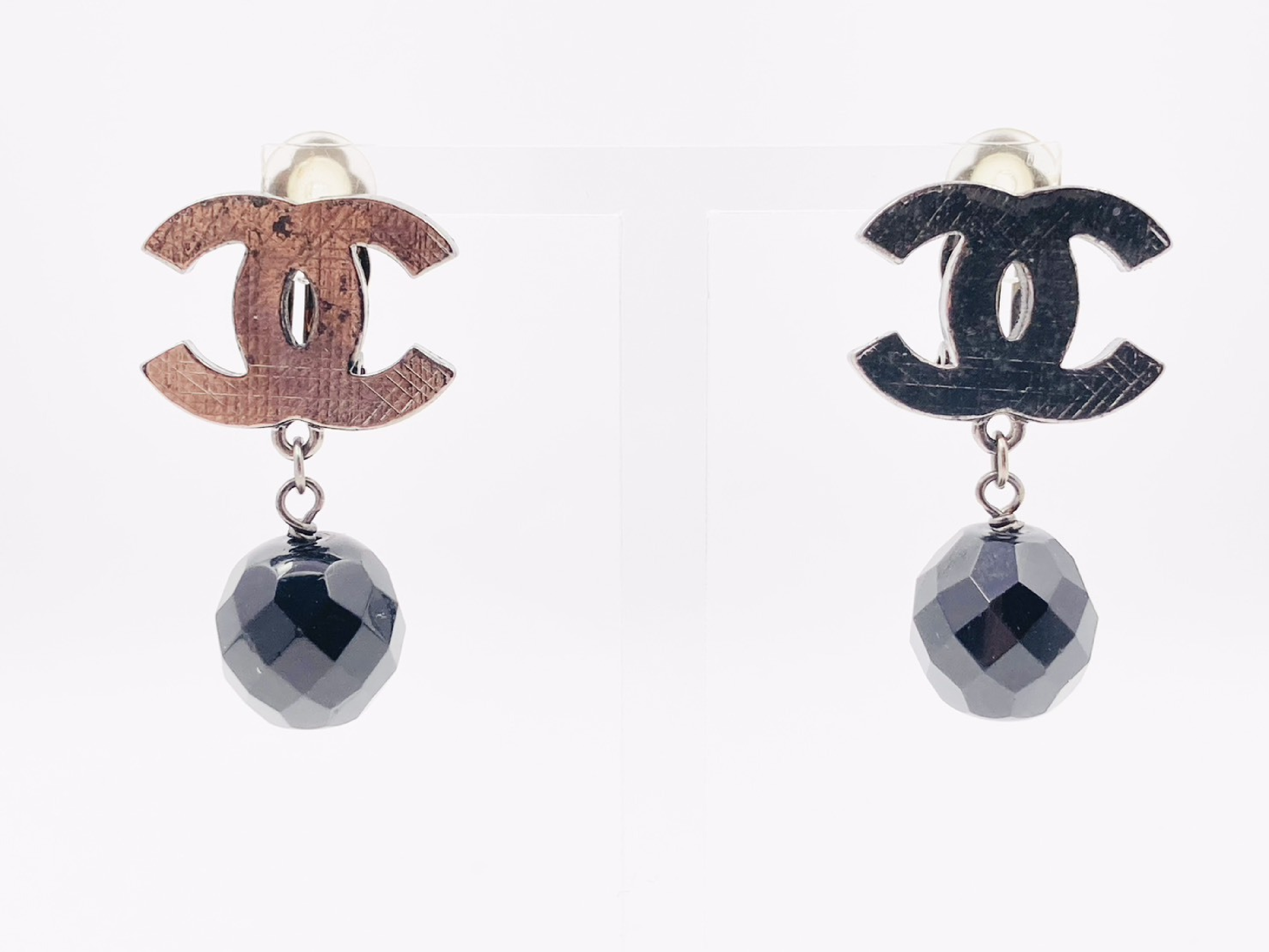 Coco Mark Color Stone Bead Swing Earrings 09P Silver x Black Earrings