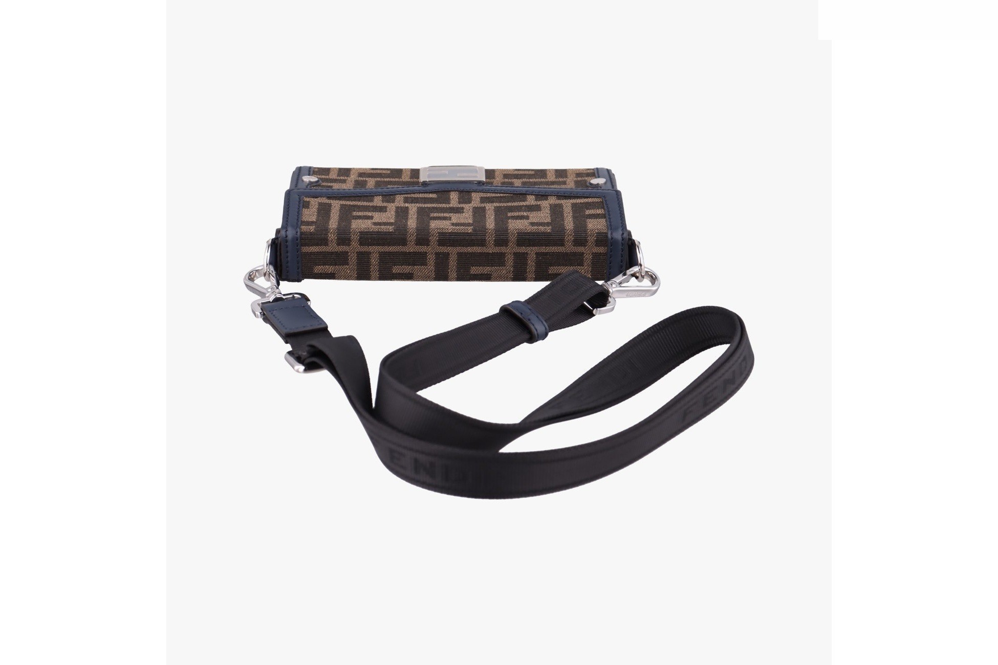 ZUCCA Soft Trunk Smartphone Pouch, Canvas, Brown — view 5