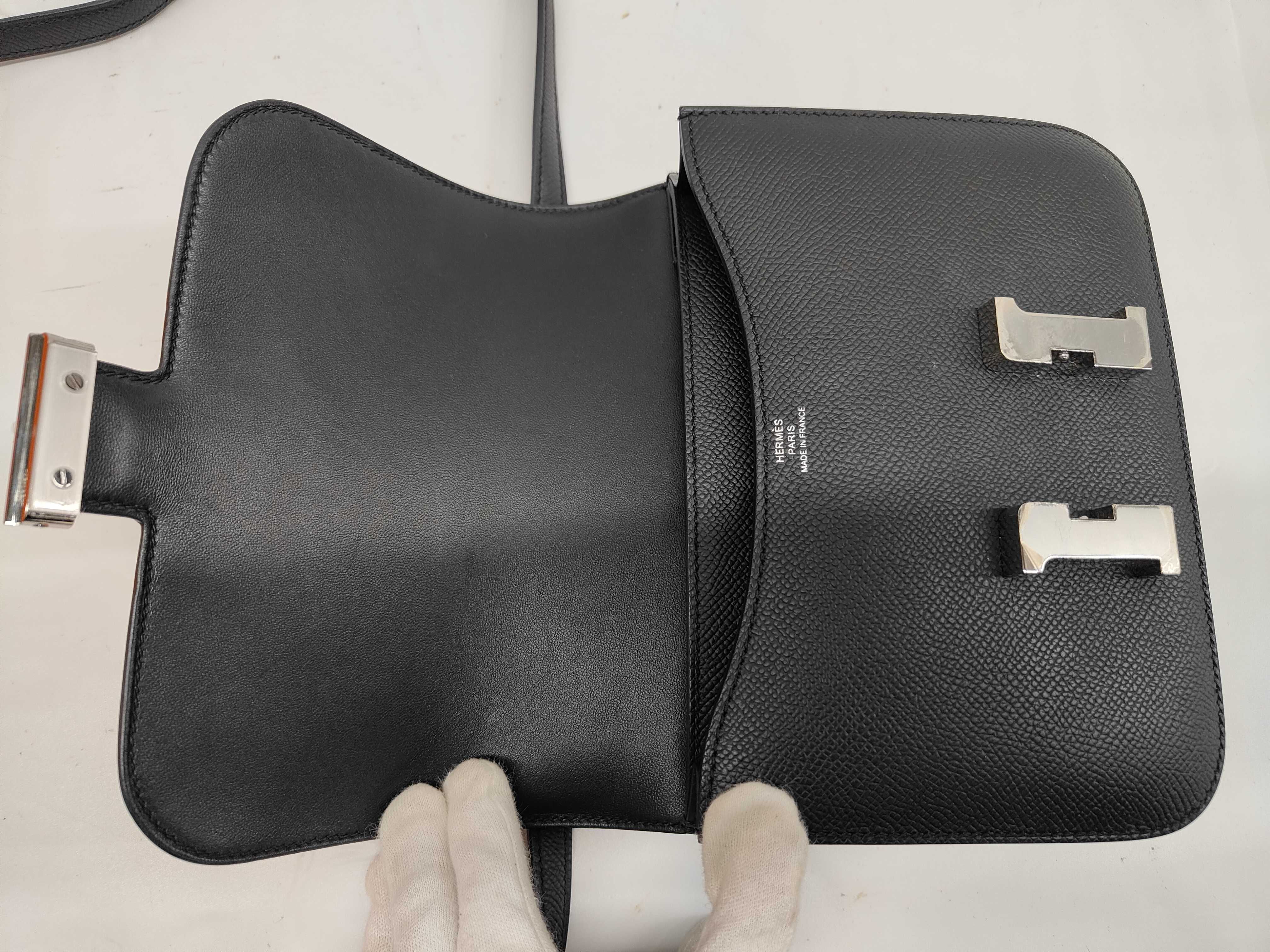 Constance 18 Miroir Epsom Black Silver Hardware K Stamp Shoulder Bag — view 9