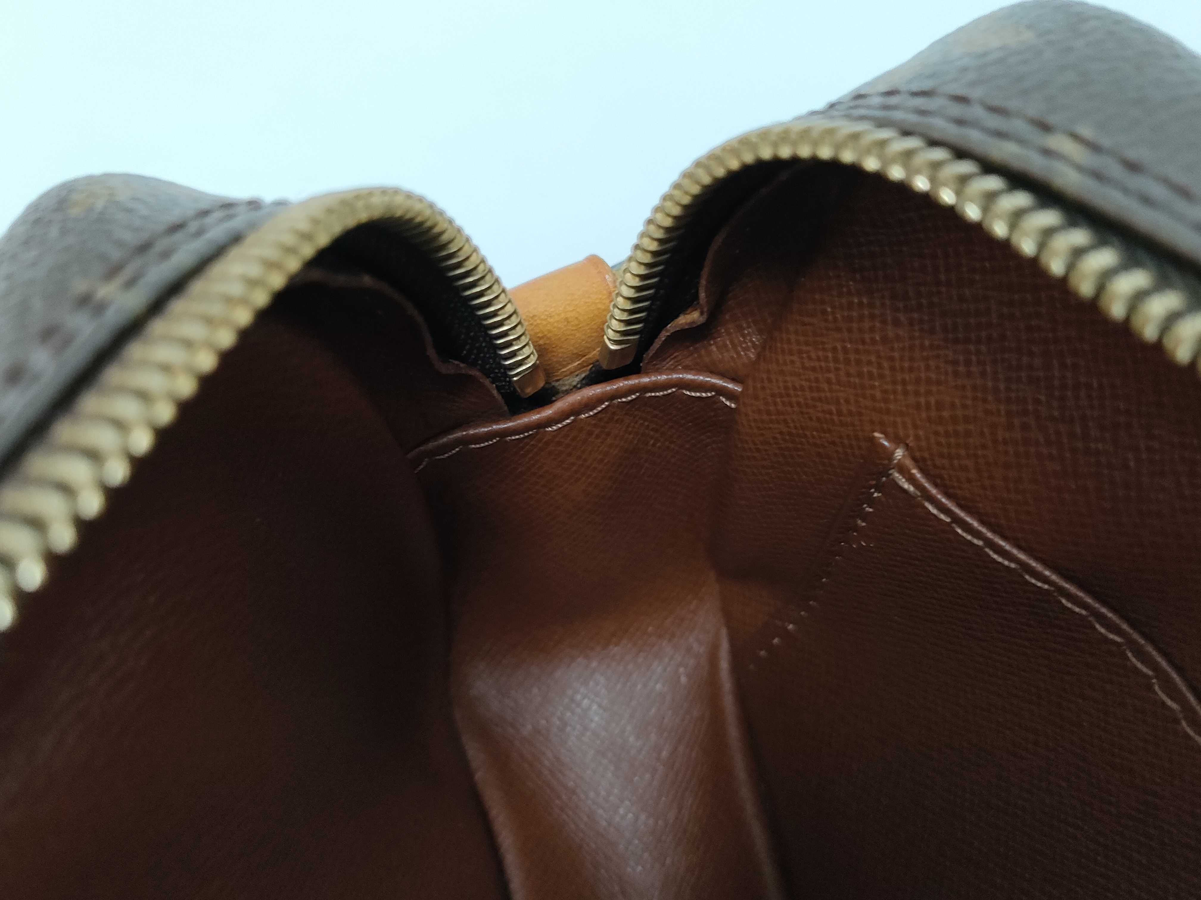 Monogram Louis Vuitton Pochette Cité Shoulder Bag — view 12