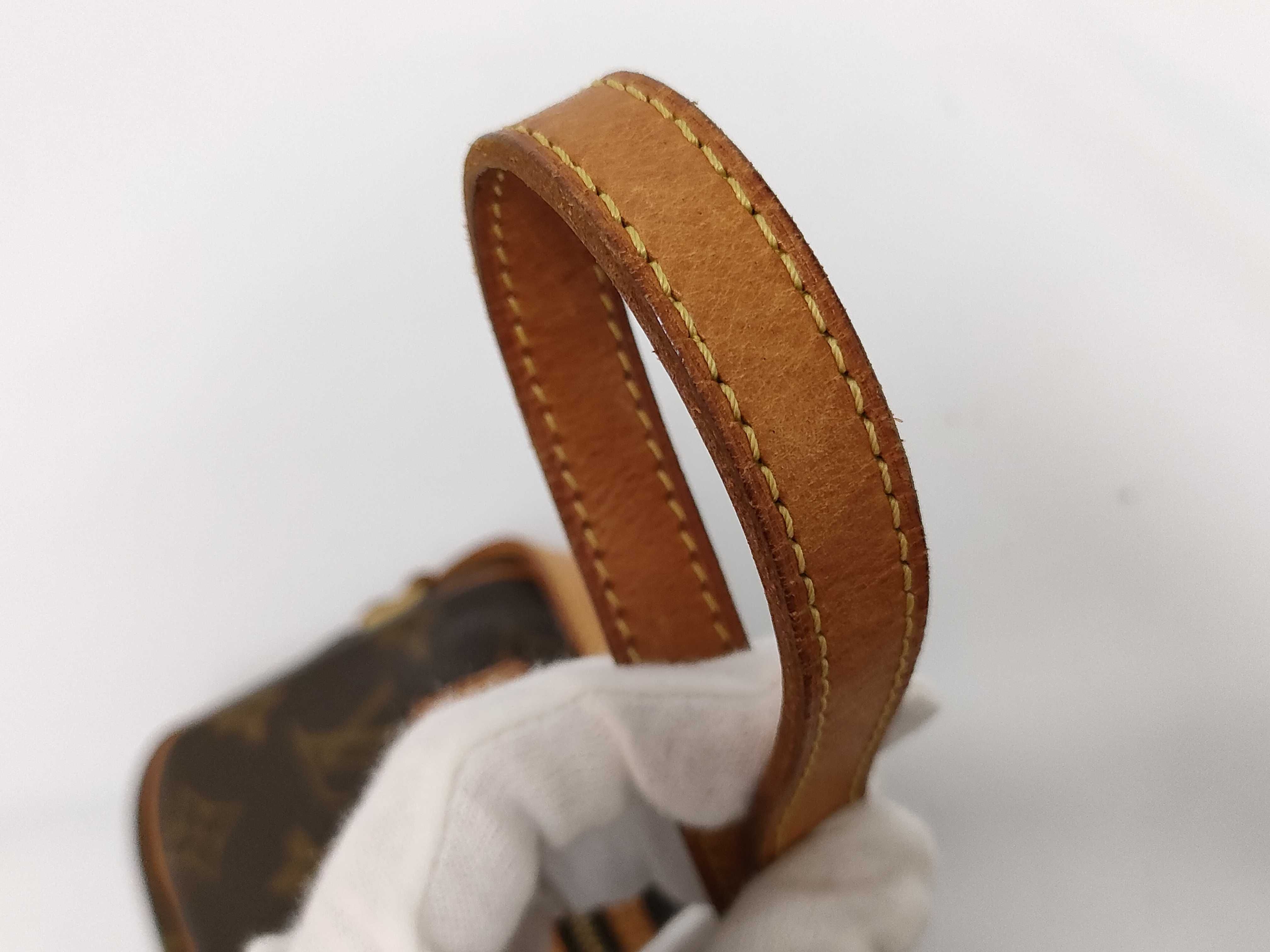 Monogram Louis Vuitton Pochette Cité Shoulder Bag — view 4