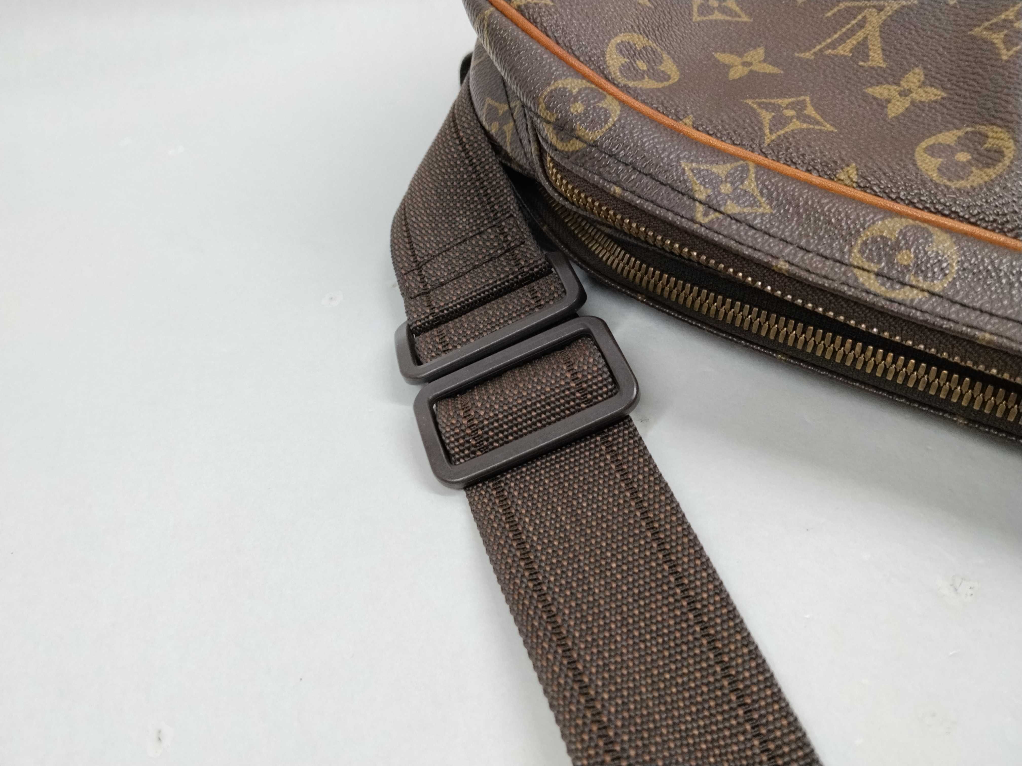 Monogram M45254 Reporter PM Shoulder Bag — view 8