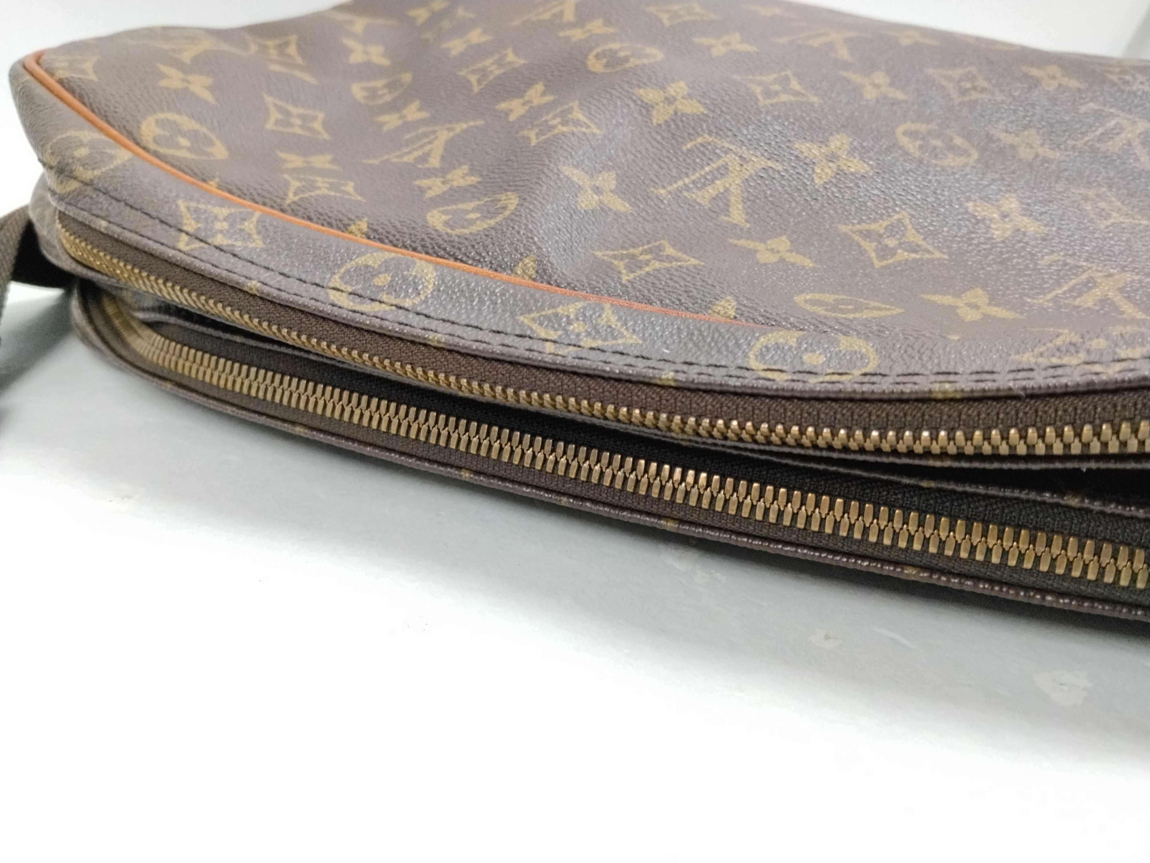 Monogram M45254 Reporter PM Shoulder Bag — view 9