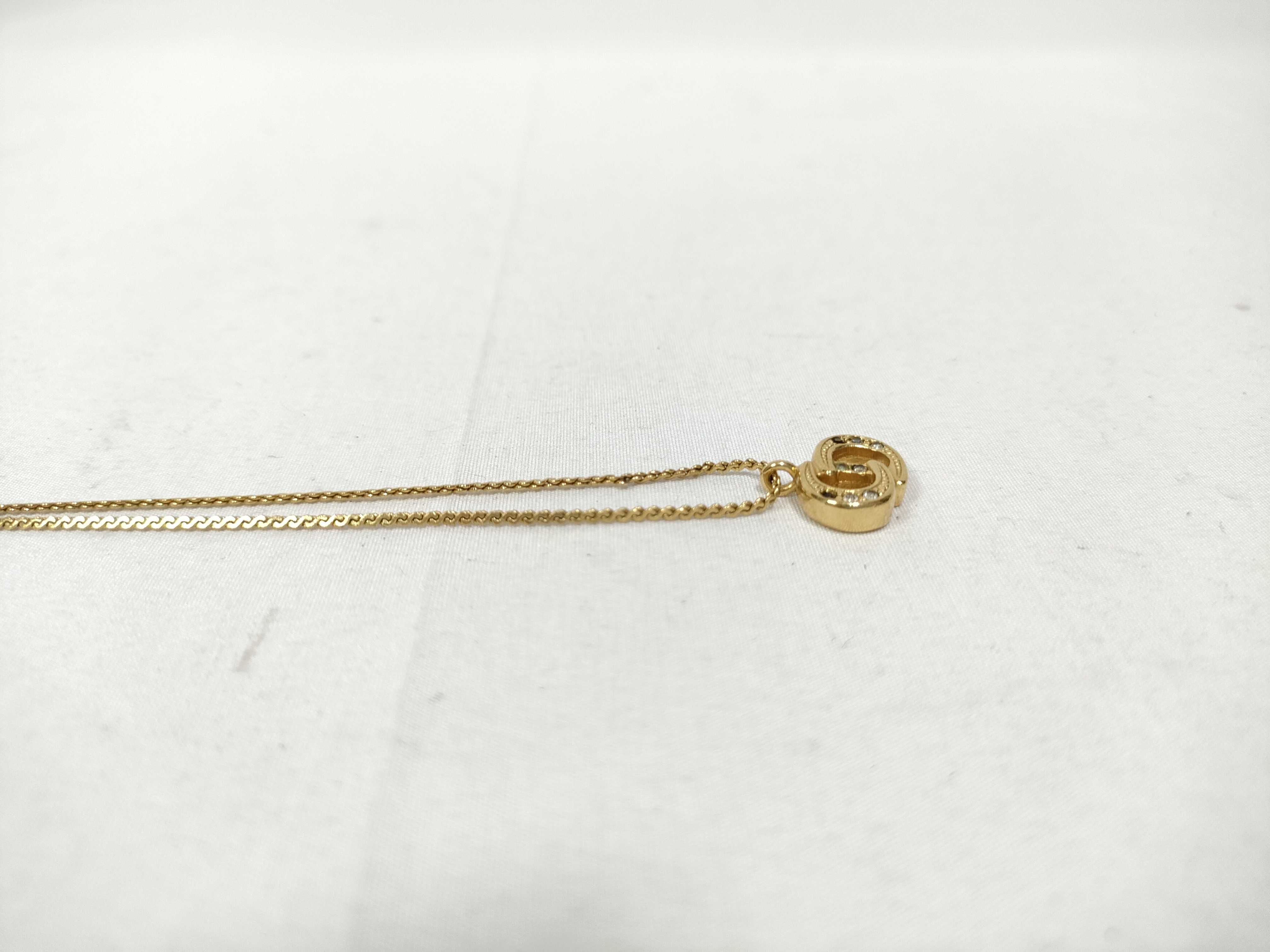 necklace with CD logo (scratched) — view 4