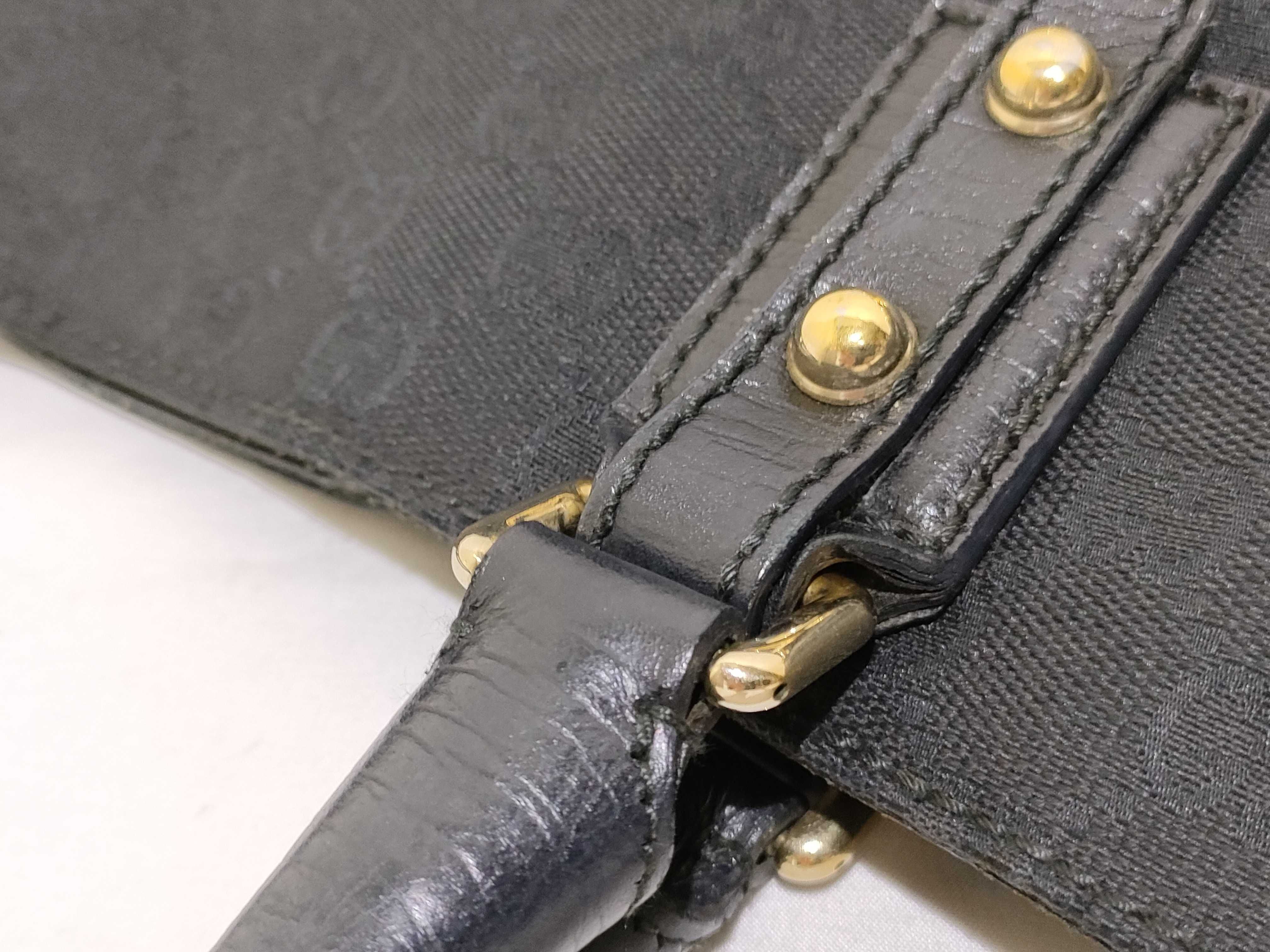 GG Canvas Gucci Handbag — view 5