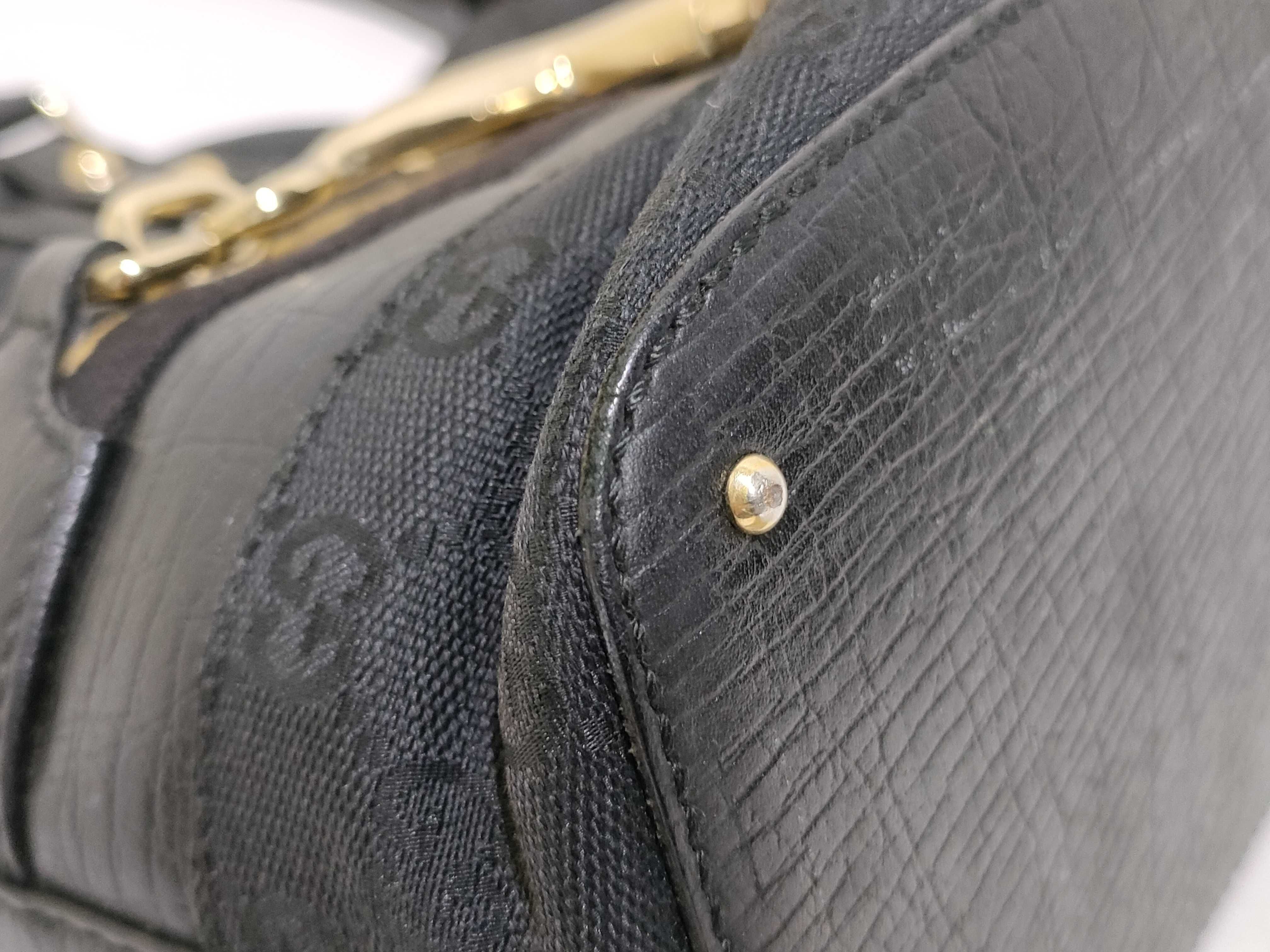 GG Canvas Gucci Handbag — view 6