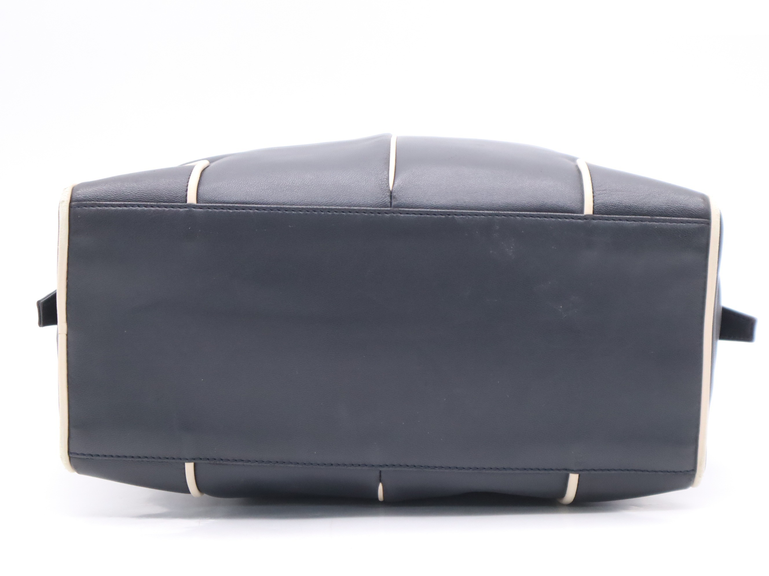 Leather handbag, black and white, silver hardware. — view 4