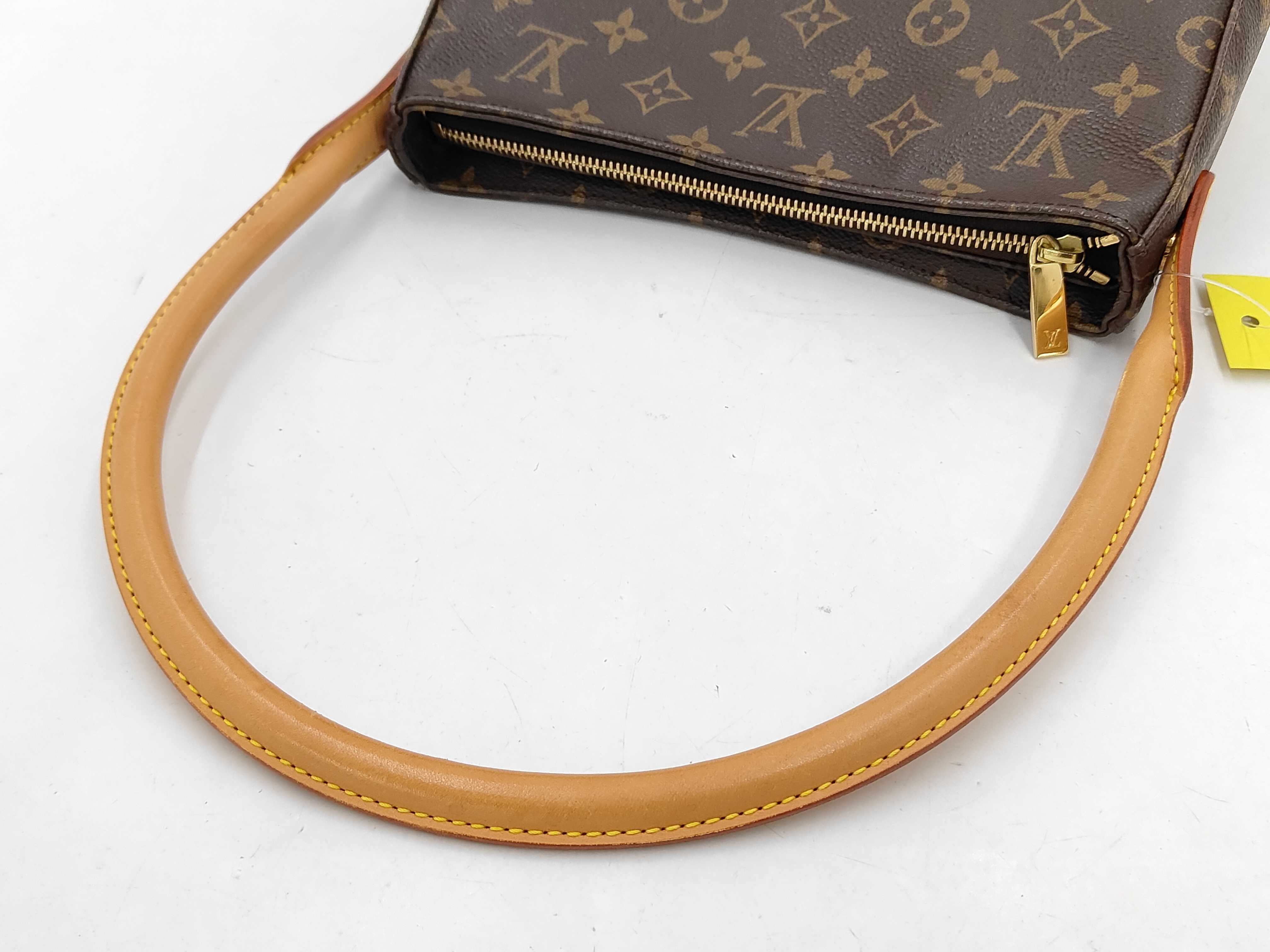 Monogram M51146 Looping MM Handbag — view 3
