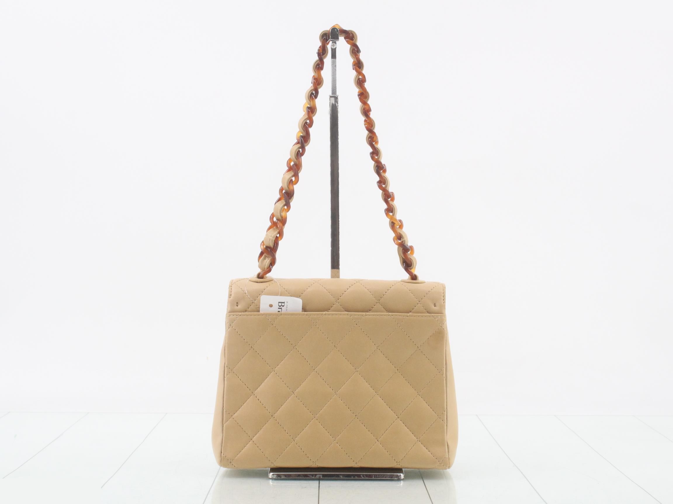 Matelassé (bag) - Shoulder bag — view 2